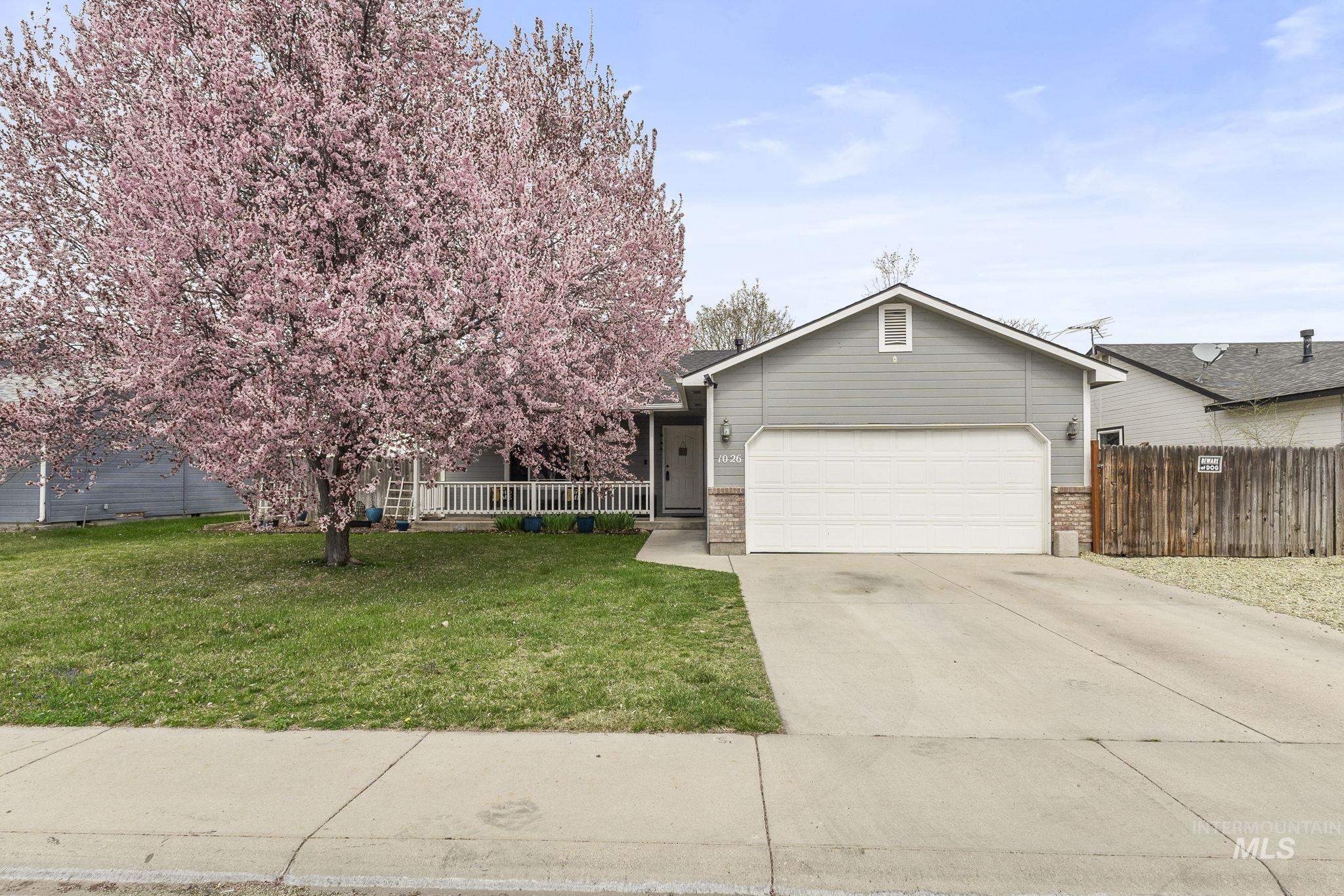 1026 W Edwards Ave, Nampa, Idaho 83686-8167, 3 Bedrooms, 2 Bathrooms, Residential For Sale, Price $349,900,MLS 98980246