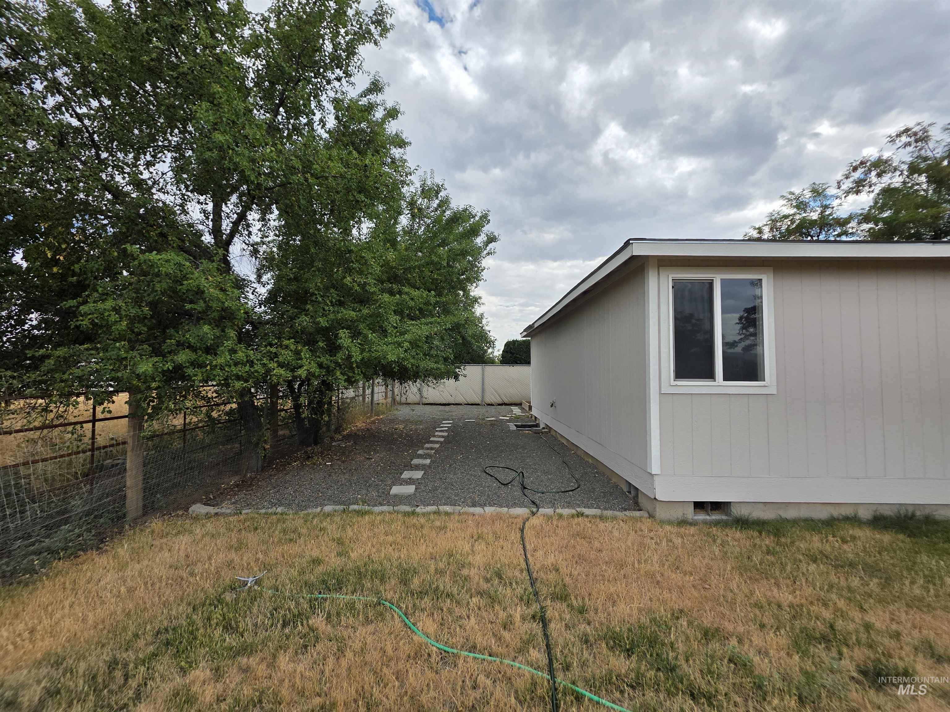 2465 19th St., Clarkston, Washington 99403, 3 Bedrooms, 1.5 Bathrooms, Residential Income For Sale, Price $365,000, 98980247