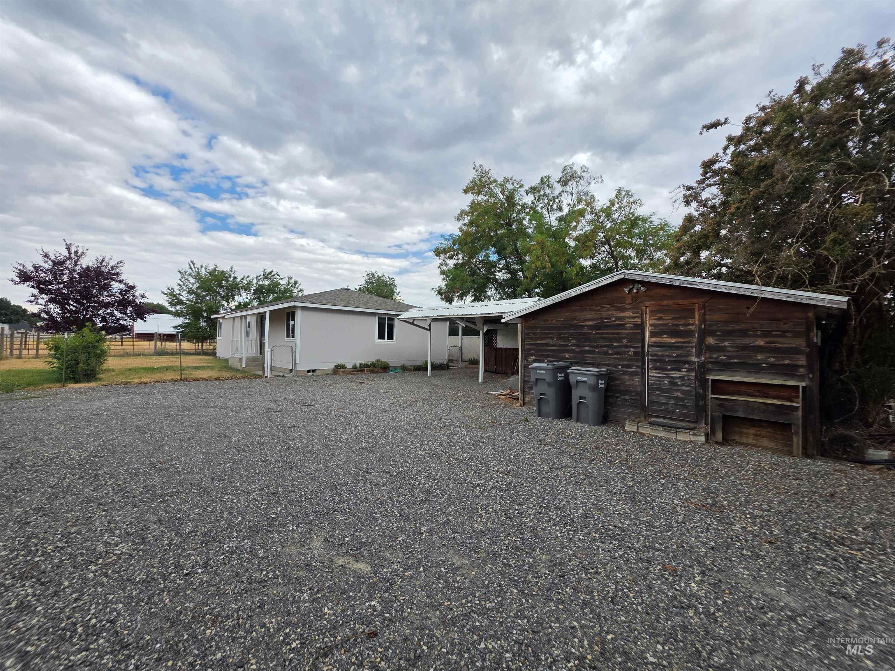 2465 19th St., Clarkston, Washington 99403, 3 Bedrooms, 1.5 Bathrooms, Residential Income For Sale, Price $365,000, 98980247