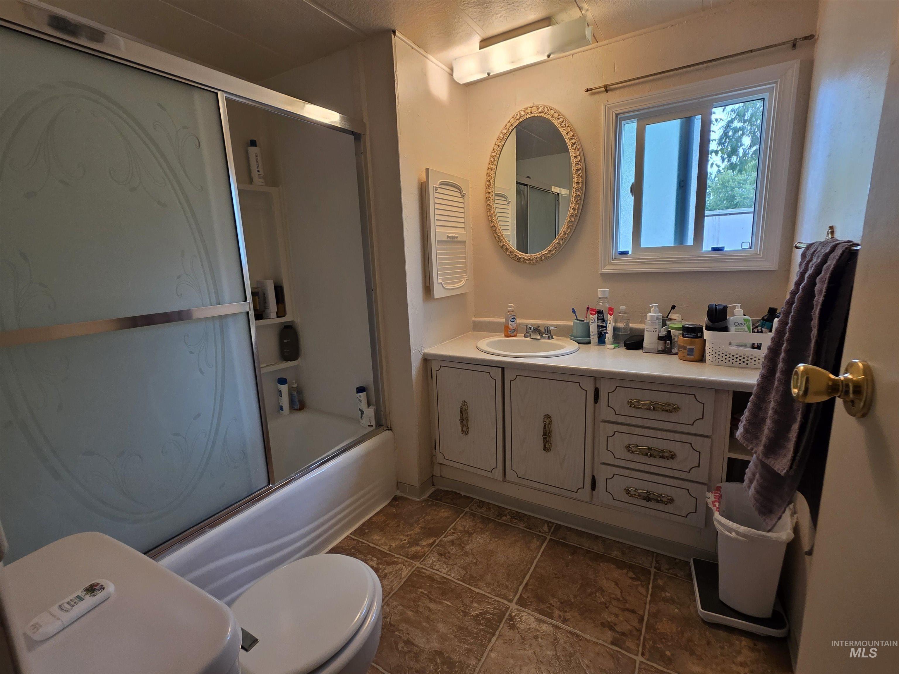 2465 19th St., Clarkston, Washington 99403, 3 Bedrooms, 1.5 Bathrooms, Residential Income For Sale, Price $365,000, 98980247