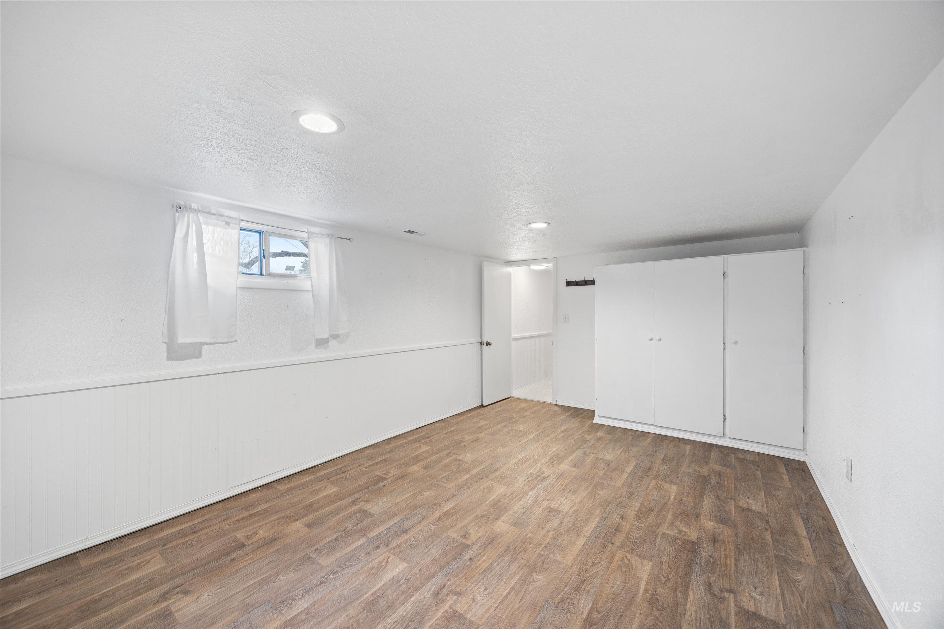 916 E McKinley Street, Boise, Idaho 83712, 5 Bedrooms, 2 Bathrooms, Residential For Sale, Price $759,900,MLS 98980248