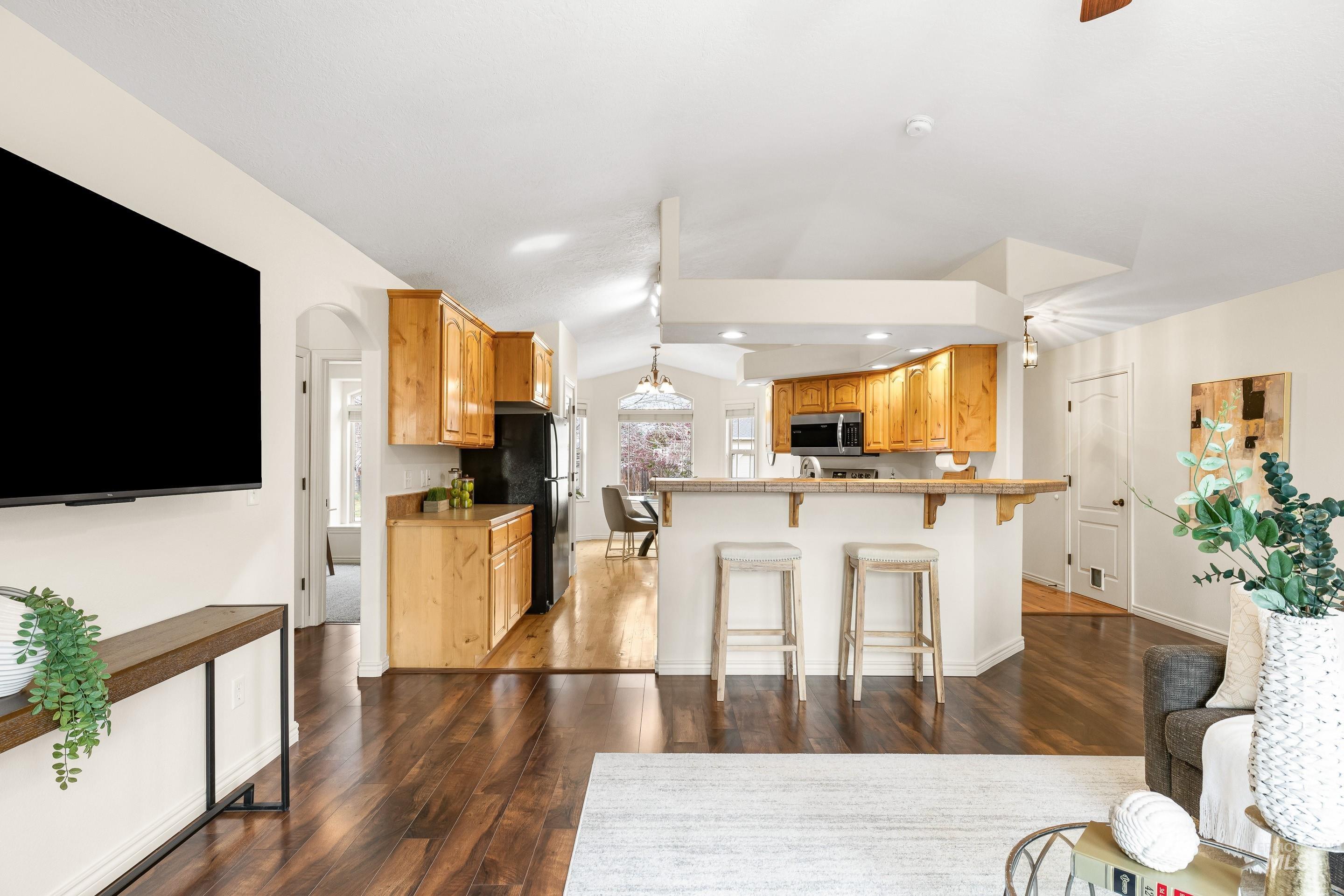 7769 W Estrella Dr, Boise, Idaho 83709, 3 Bedrooms, 2 Bathrooms, Residential For Sale, Price $524,900,MLS 98980249