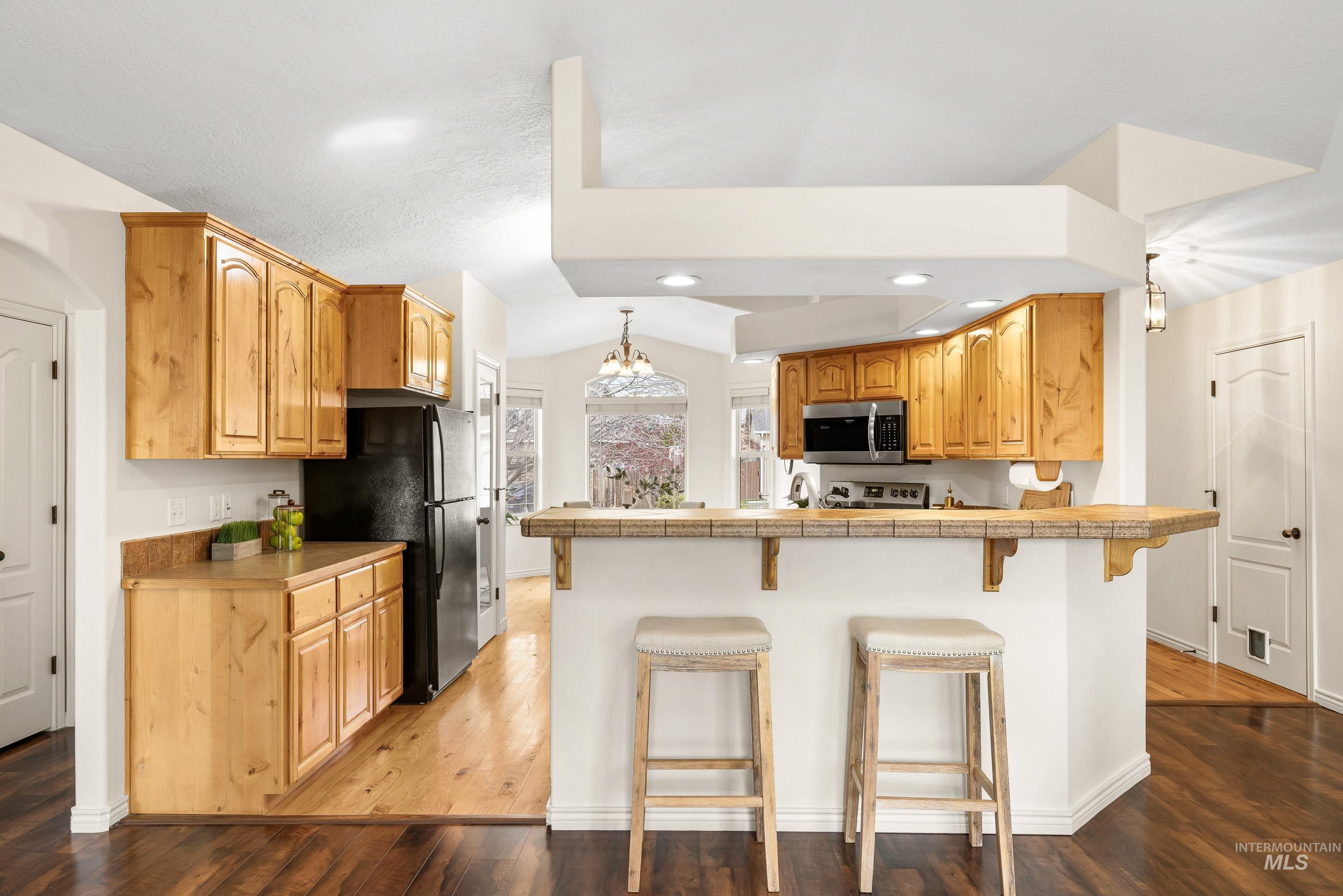 7769 W Estrella Dr, Boise, Idaho 83709, 3 Bedrooms, 2 Bathrooms, Residential For Sale, Price $524,900,MLS 98980249