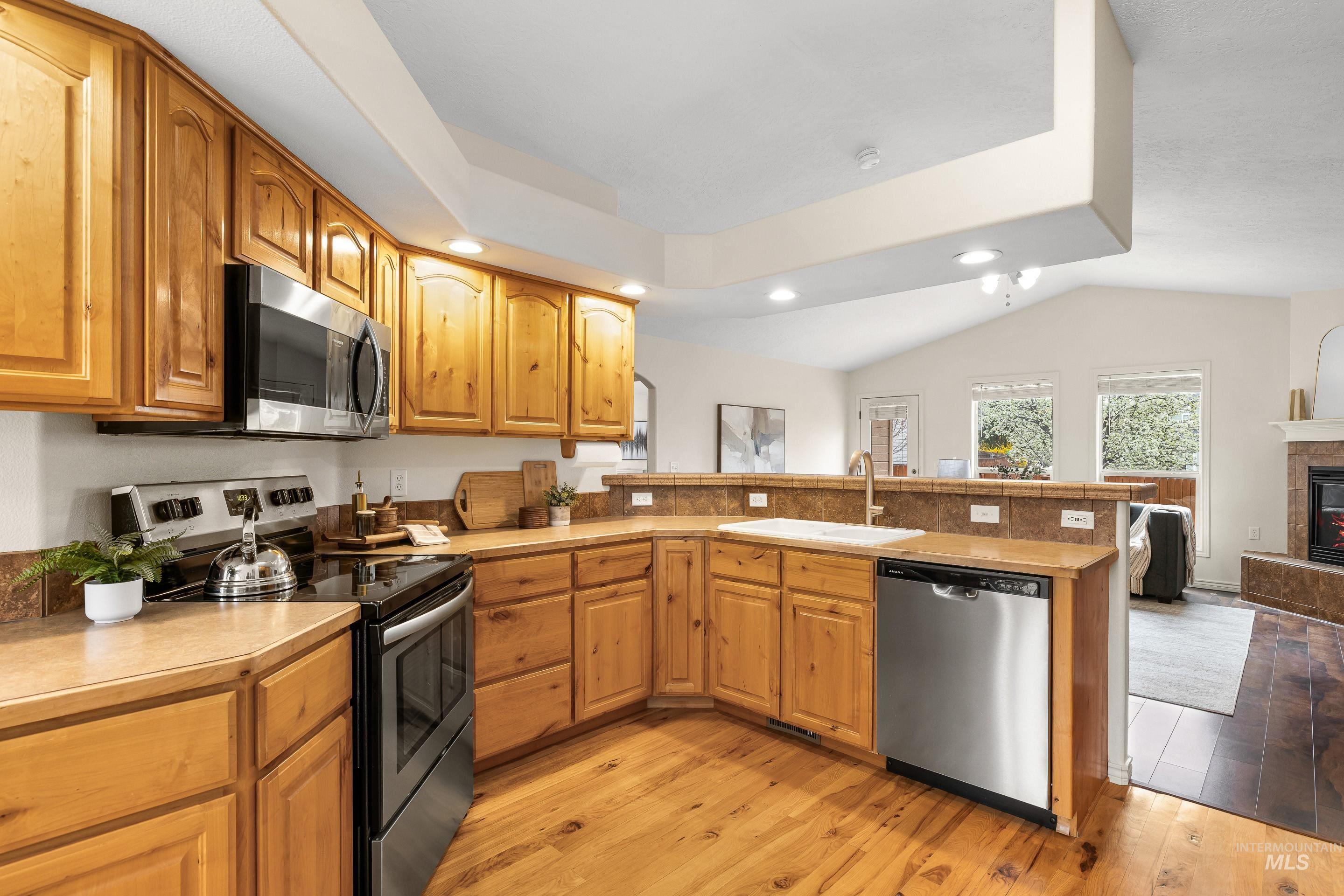 7769 W Estrella Dr, Boise, Idaho 83709, 3 Bedrooms, 2 Bathrooms, Residential For Sale, Price $524,900,MLS 98980249