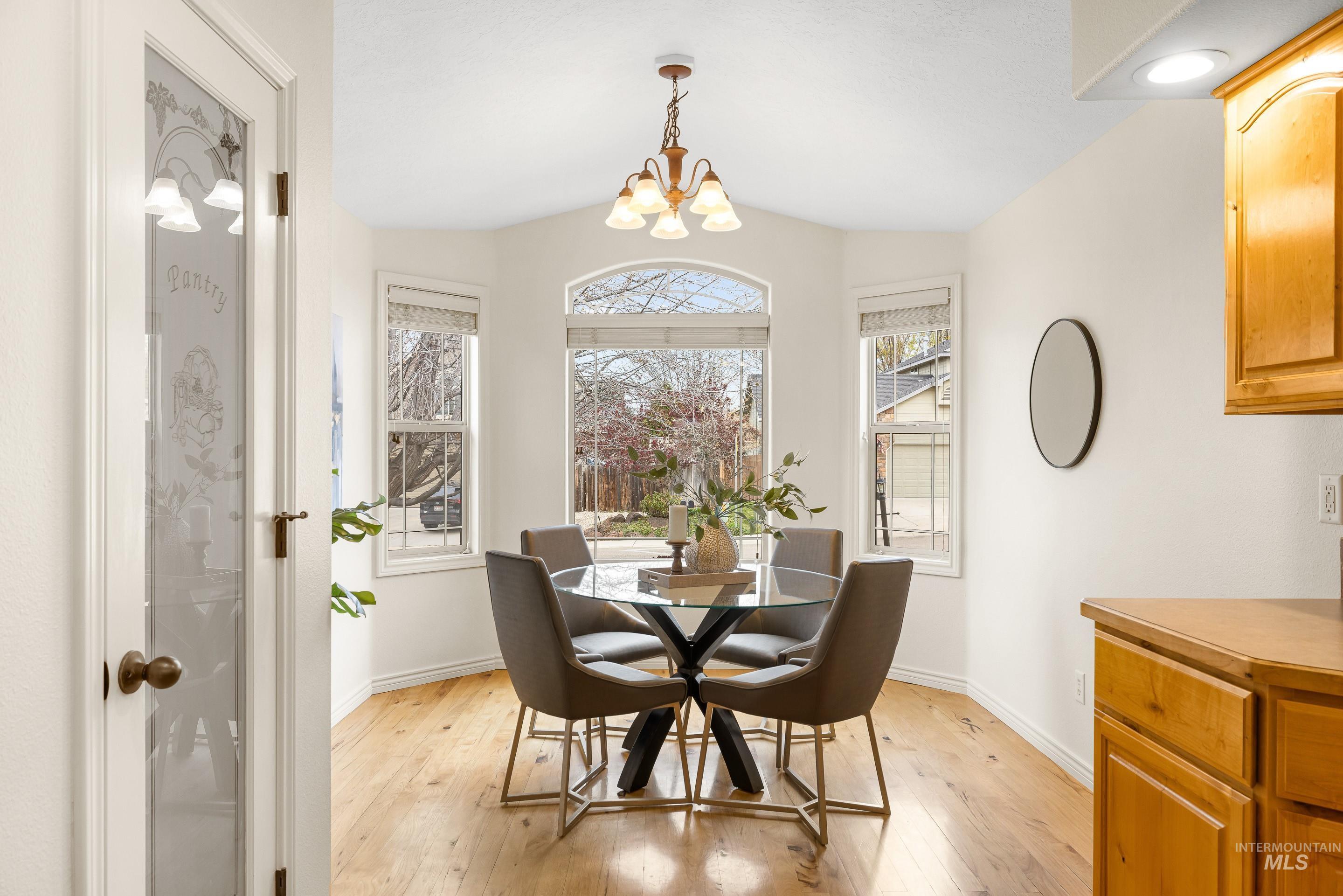 7769 W Estrella Dr, Boise, Idaho 83709, 3 Bedrooms, 2 Bathrooms, Residential For Sale, Price $524,900,MLS 98980249