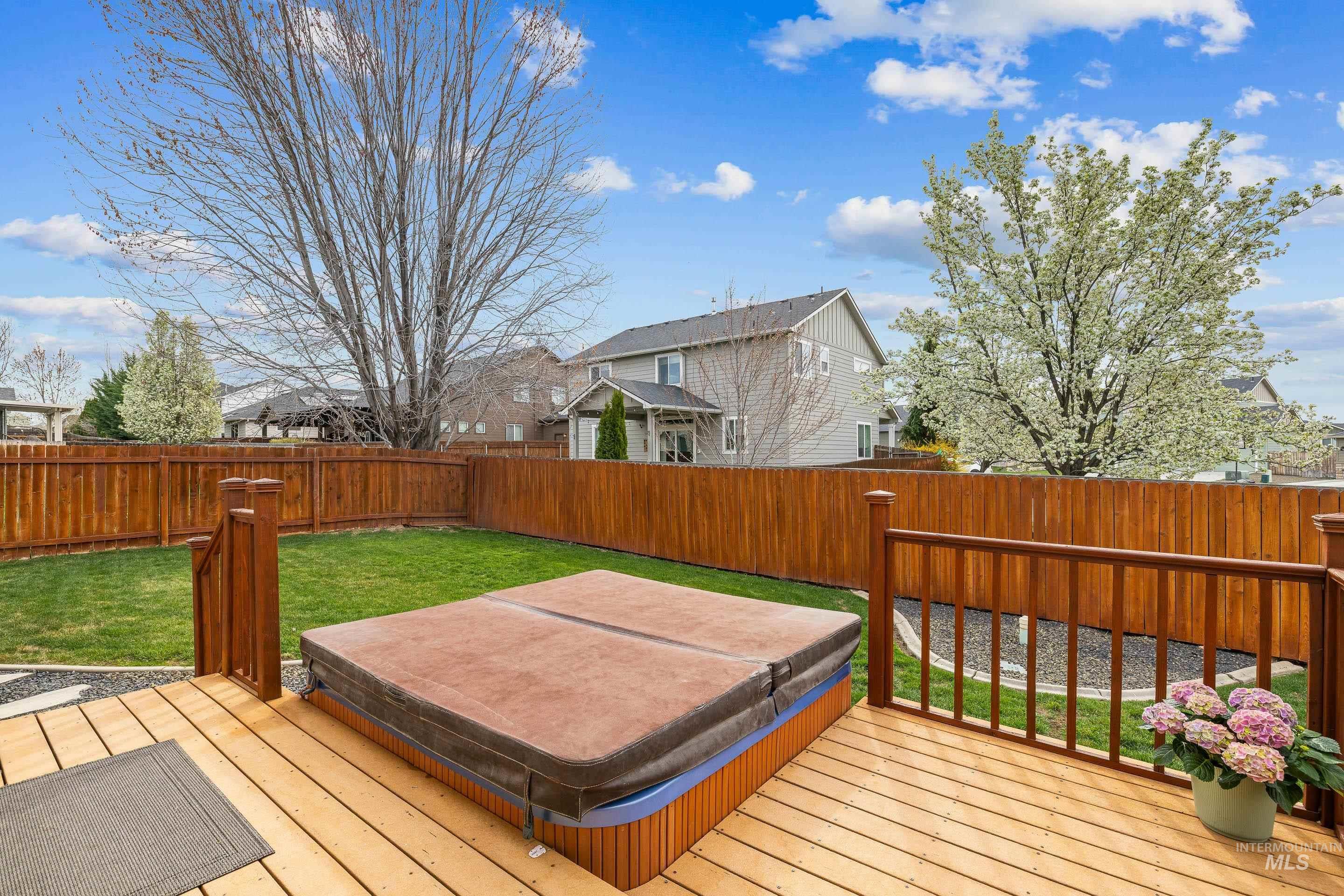 7769 W Estrella Dr, Boise, Idaho 83709, 3 Bedrooms, 2 Bathrooms, Residential For Sale, Price $524,900,MLS 98980249