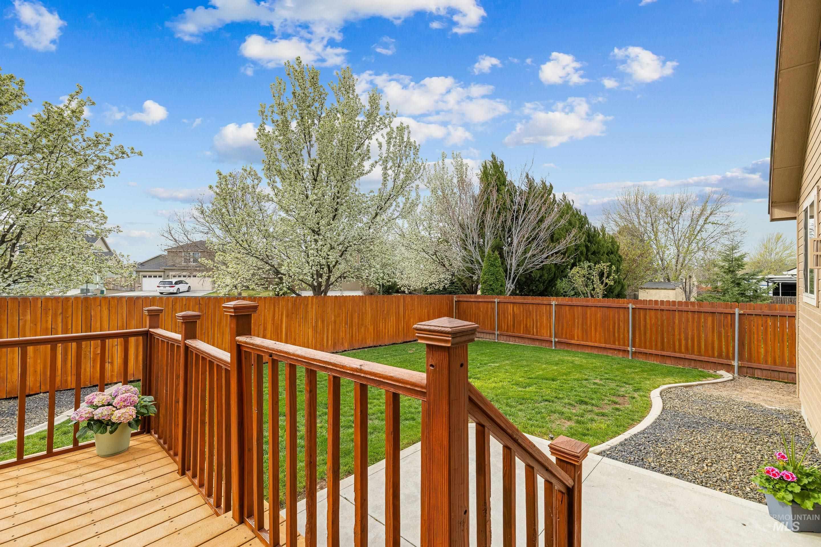 7769 W Estrella Dr, Boise, Idaho 83709, 3 Bedrooms, 2 Bathrooms, Residential For Sale, Price $524,900,MLS 98980249