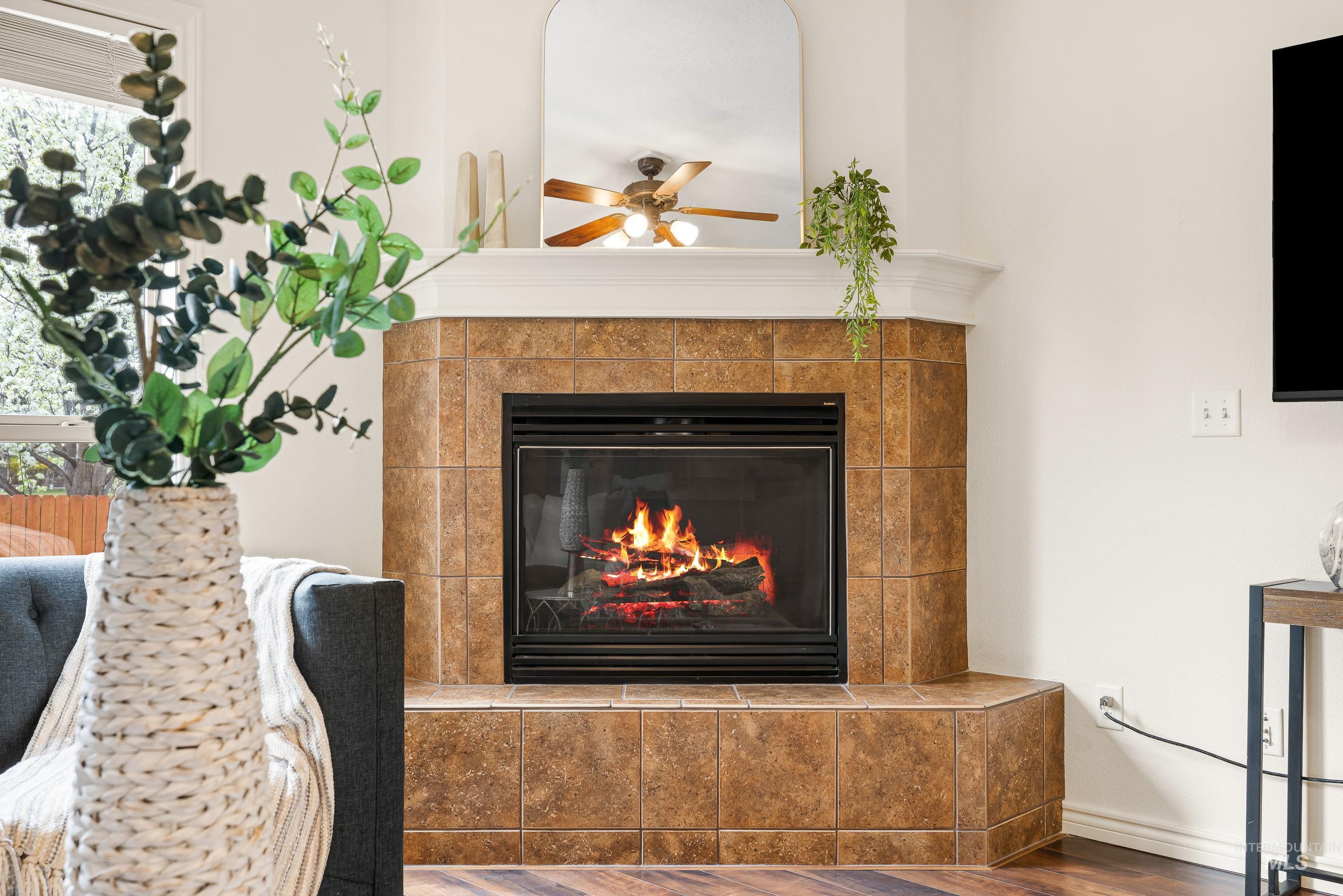 7769 W Estrella Dr, Boise, Idaho 83709, 3 Bedrooms, 2 Bathrooms, Residential For Sale, Price $524,900,MLS 98980249