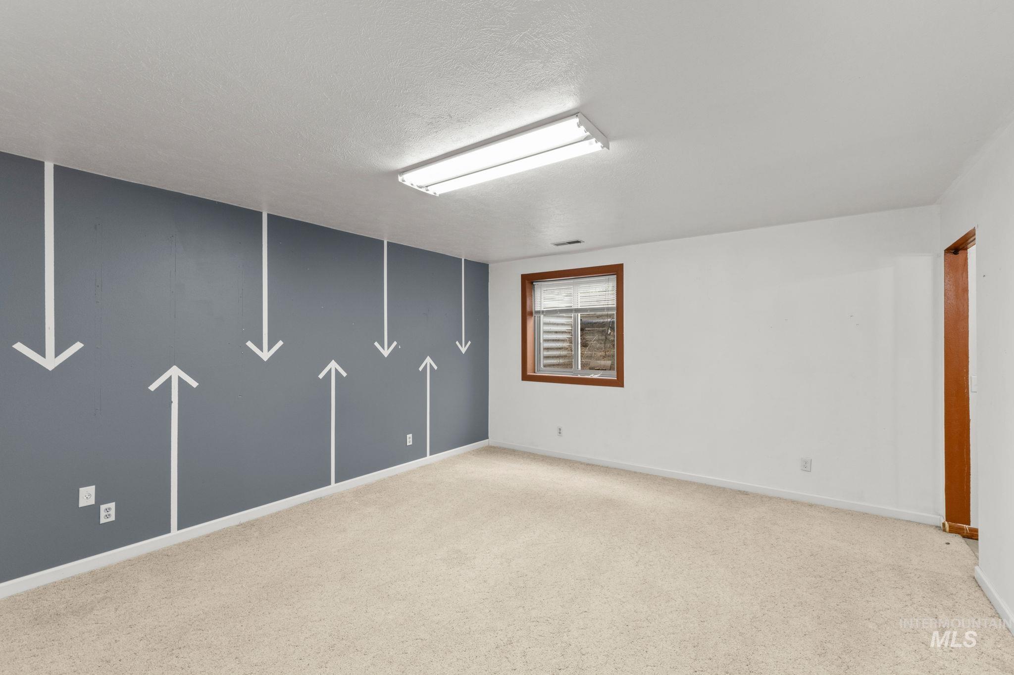 3154 N 4750 E, Murtaugh, Idaho 83344, 6 Bedrooms, 4 Bathrooms, Residential For Sale, Price $625,000,MLS 98980250