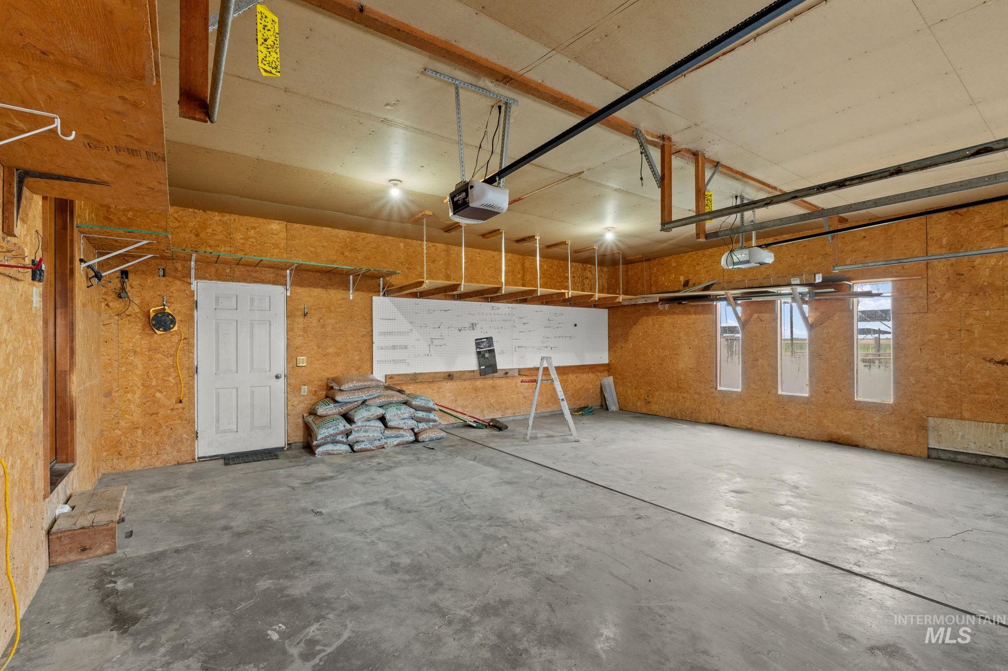 3154 N 4750 E, Murtaugh, Idaho 83344, 6 Bedrooms, 4 Bathrooms, Residential For Sale, Price $625,000,MLS 98980250