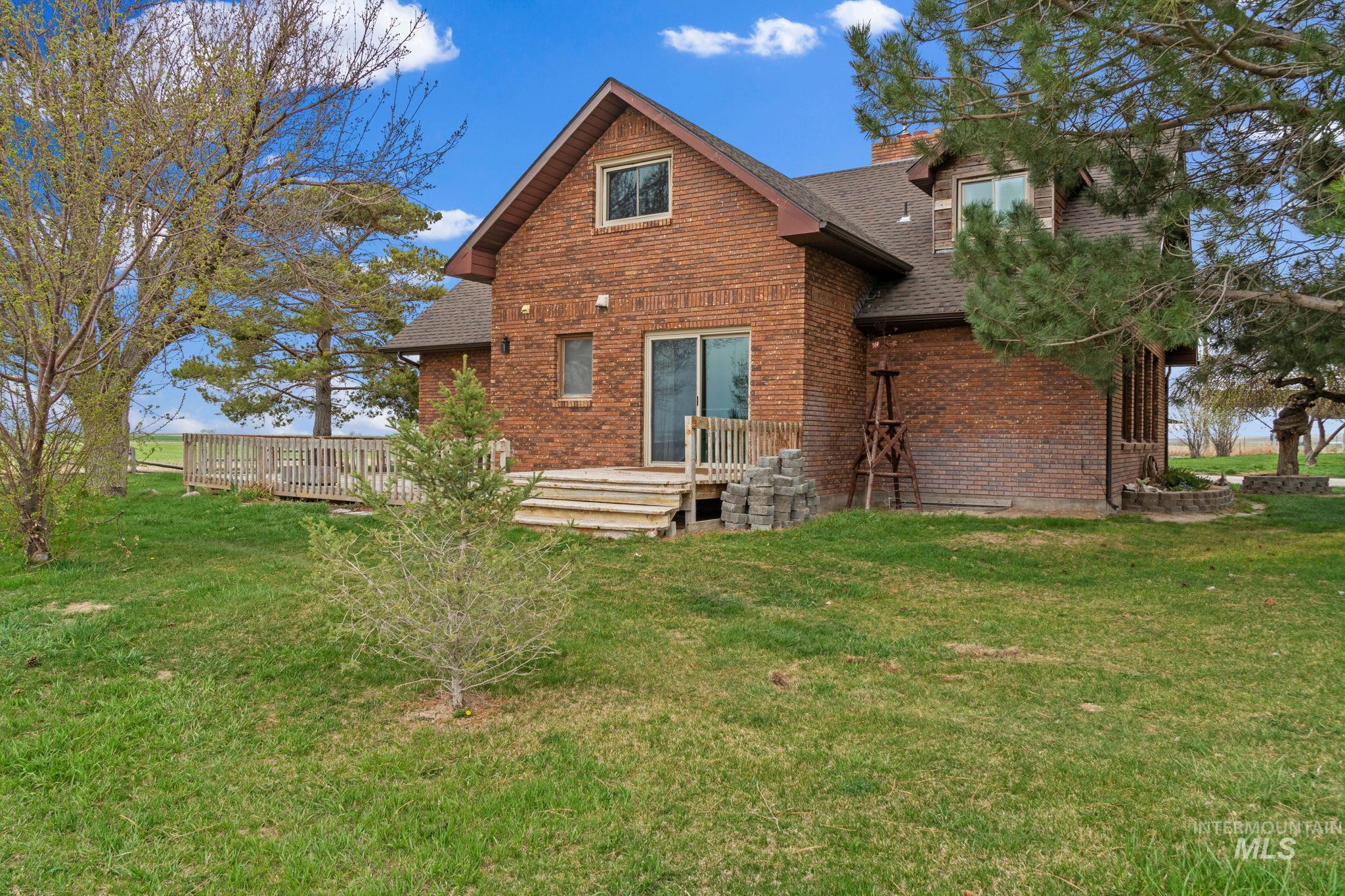 3154 N 4750 E, Murtaugh, Idaho 83344, 6 Bedrooms, 4 Bathrooms, Residential For Sale, Price $625,000,MLS 98980250