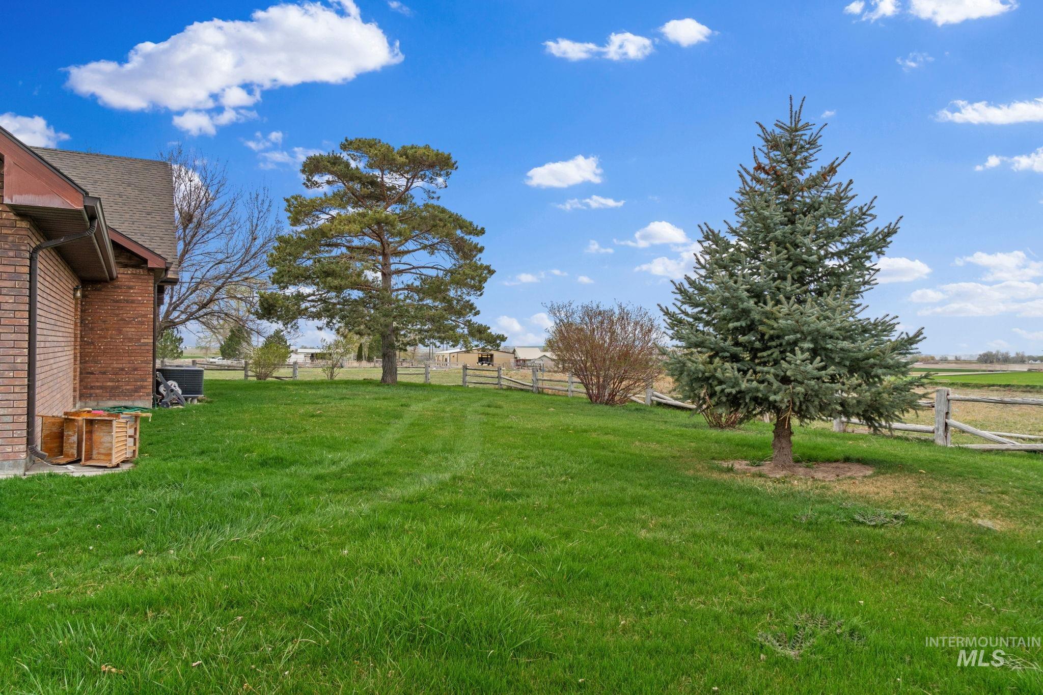 3154 N 4750 E, Murtaugh, Idaho 83344, 6 Bedrooms, 4 Bathrooms, Residential For Sale, Price $595,000,MLS 98980250