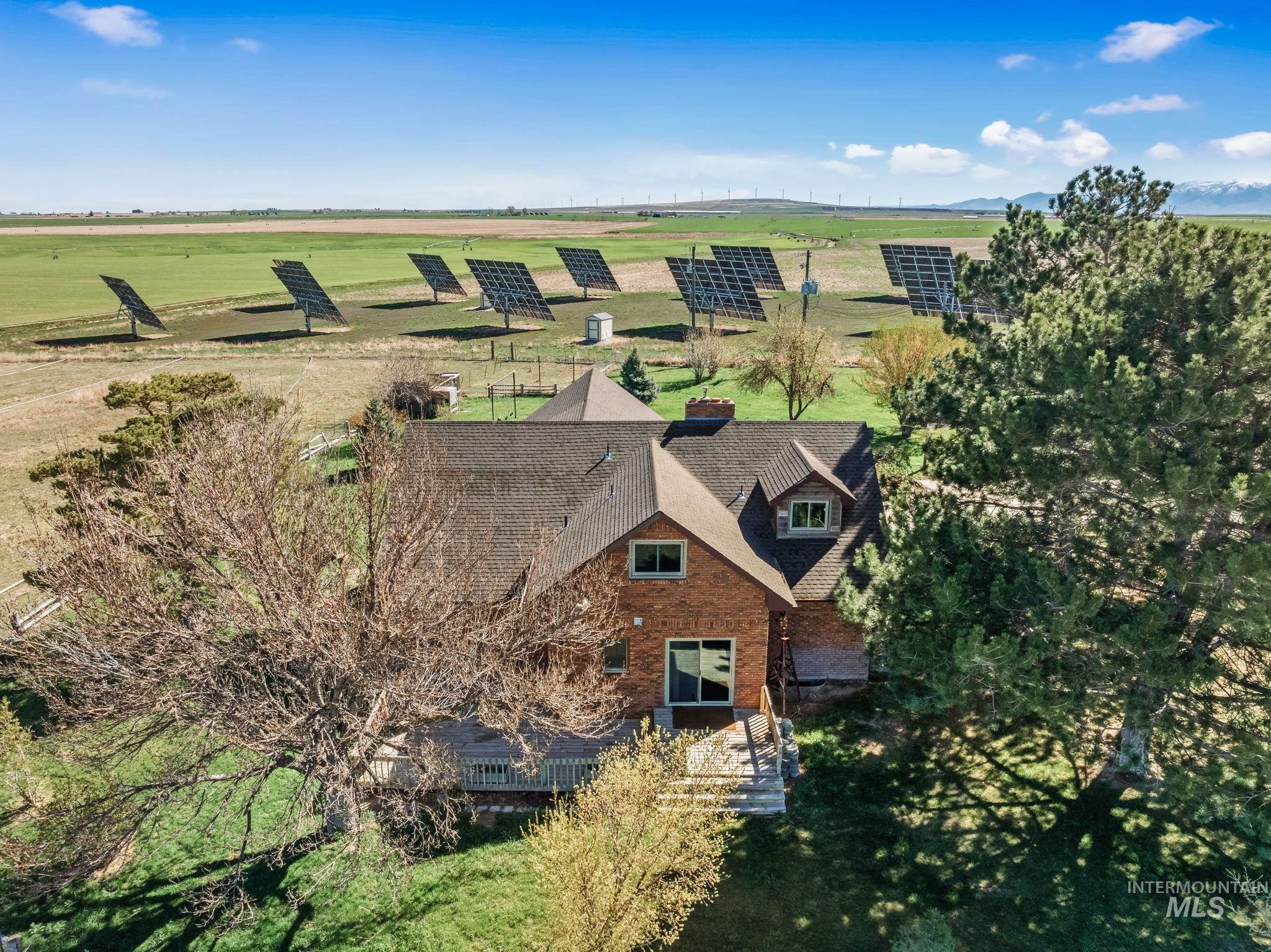 3154 N 4750 E, Murtaugh, Idaho 83344, 6 Bedrooms, 4 Bathrooms, Residential For Sale, Price $625,000, 98980250