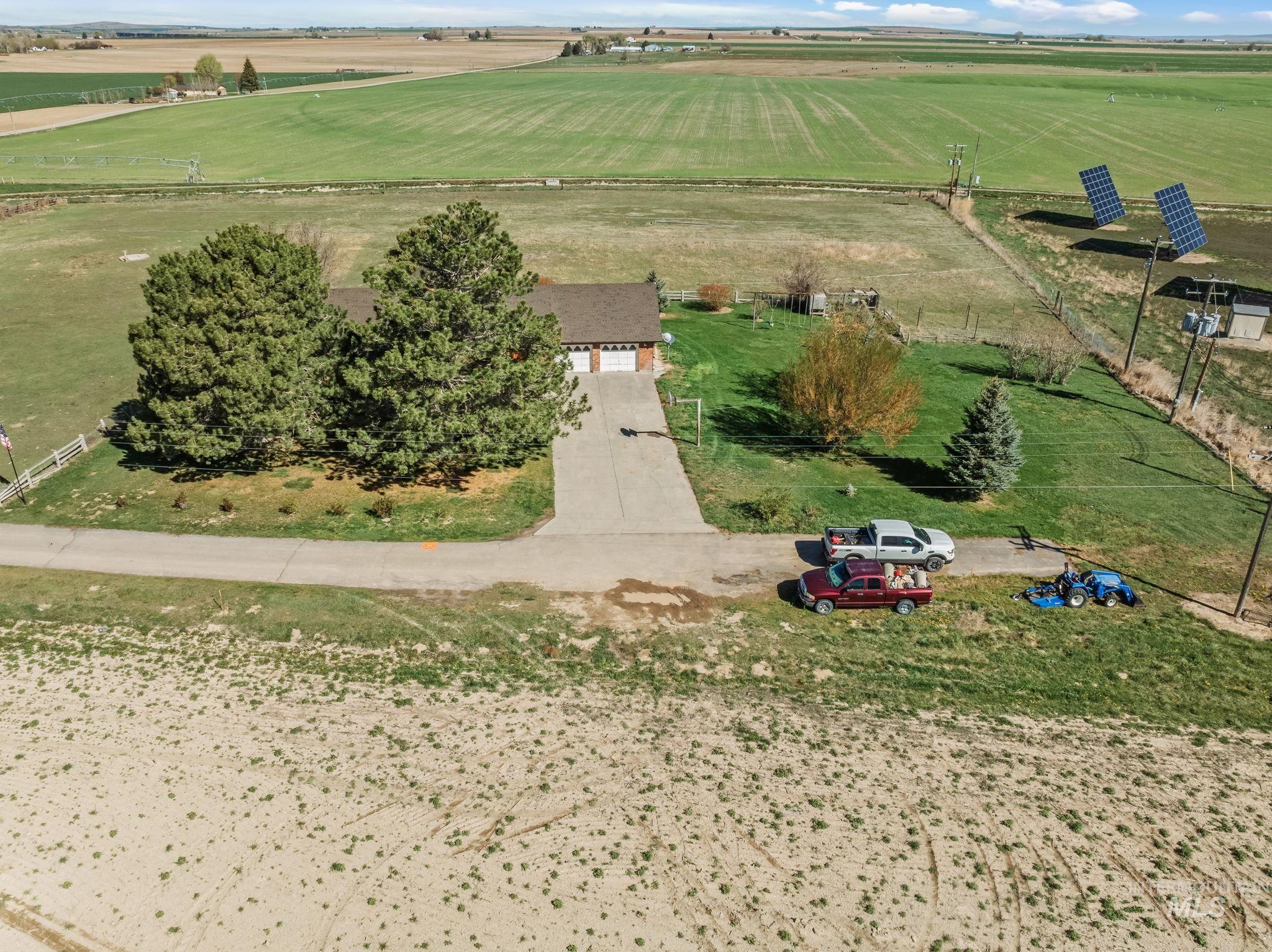 3154 N 4750 E, Murtaugh, Idaho 83344, 6 Bedrooms, 4 Bathrooms, Residential For Sale, Price $625,000, 98980250