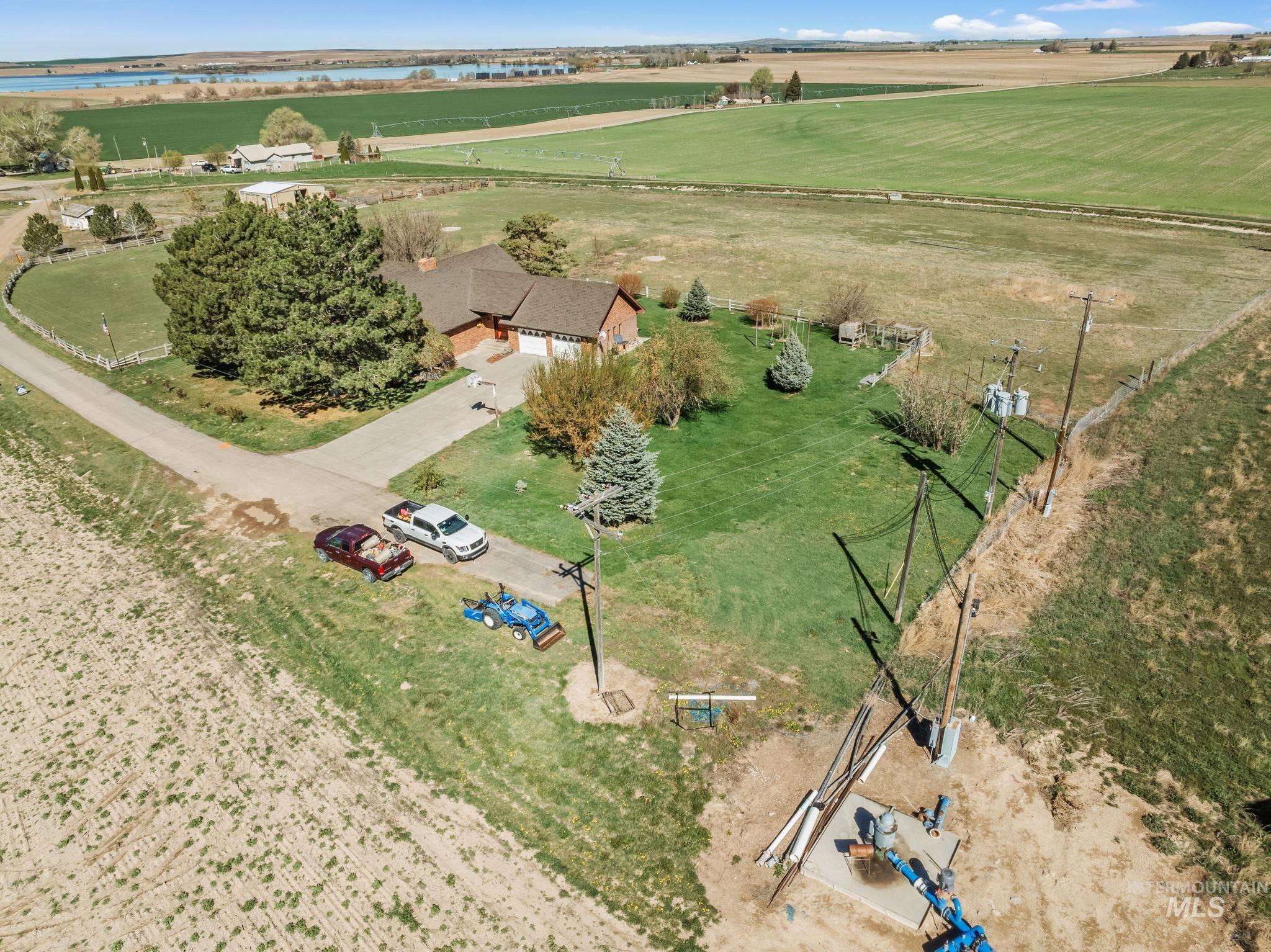 3154 N 4750 E, Murtaugh, Idaho 83344, 6 Bedrooms, 4 Bathrooms, Residential For Sale, Price $625,000, 98980250