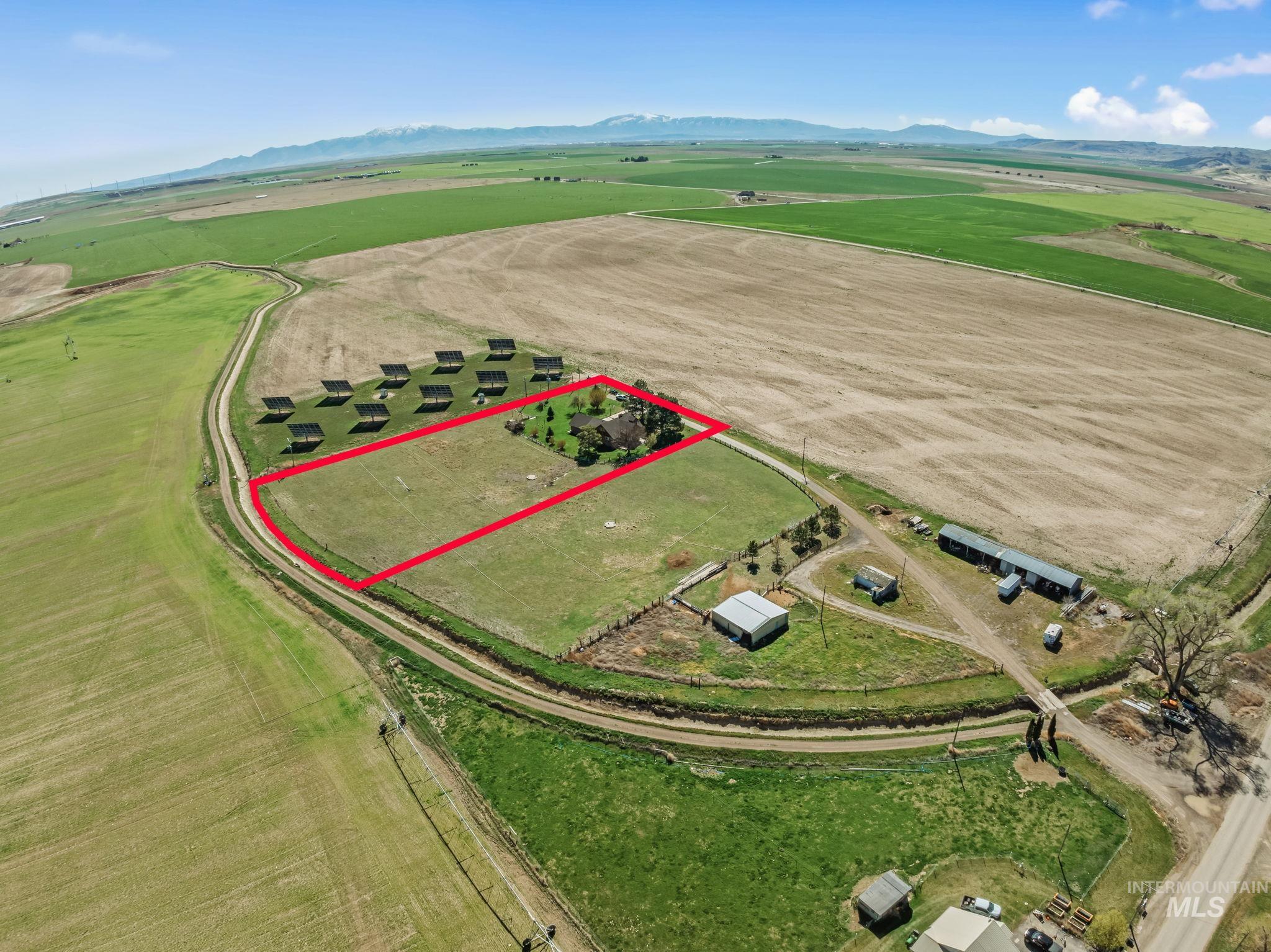3154 N 4750 E, Murtaugh, Idaho 83344, 6 Bedrooms, 4 Bathrooms, Residential For Sale, Price $595,000,MLS 98980250
