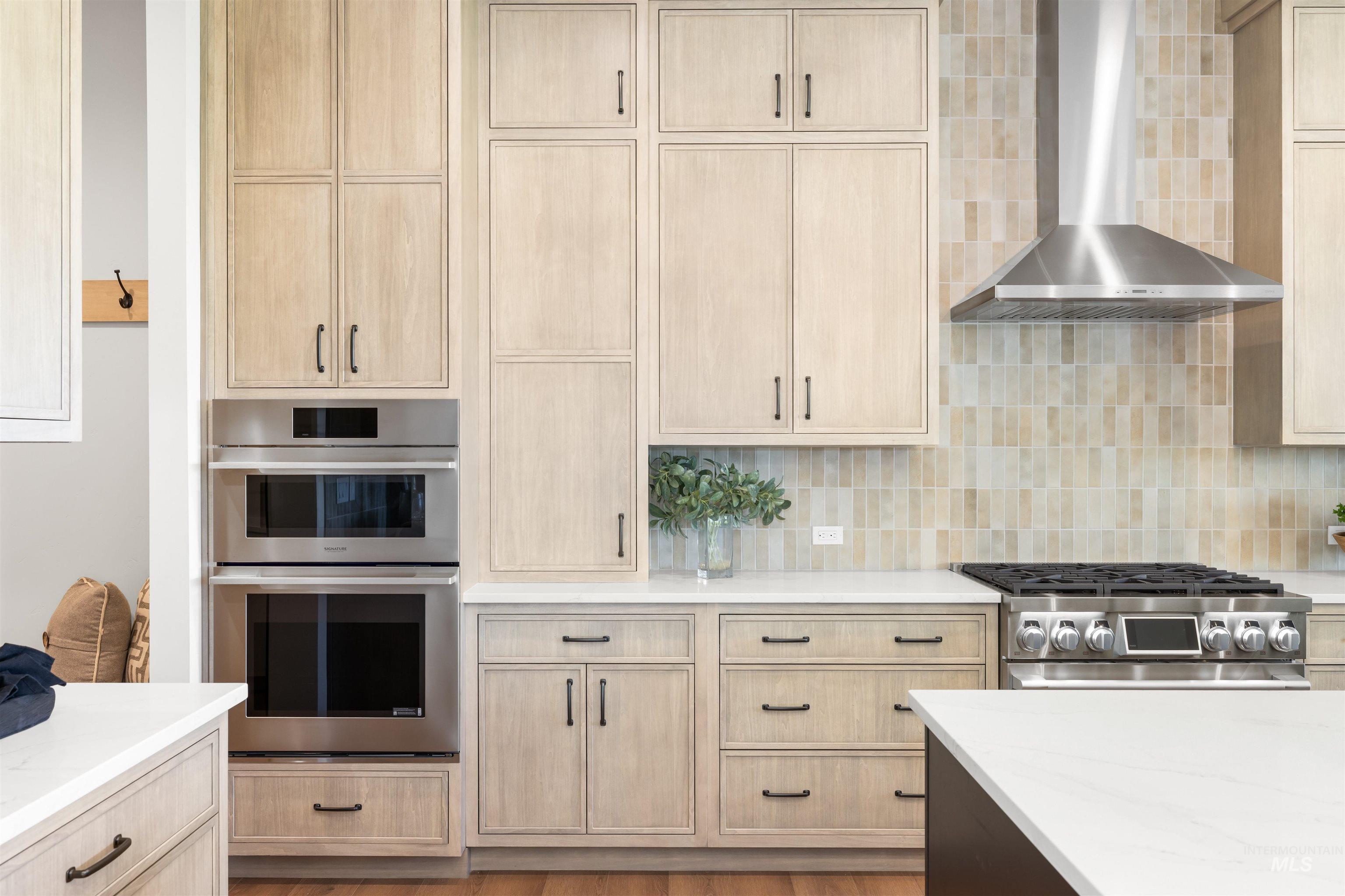 25425 Bur Oak Pl, Caldwell, Idaho 83607, 3 Bedrooms, 2.5 Bathrooms, Residential For Sale, Price $1,299,000,MLS 98980251