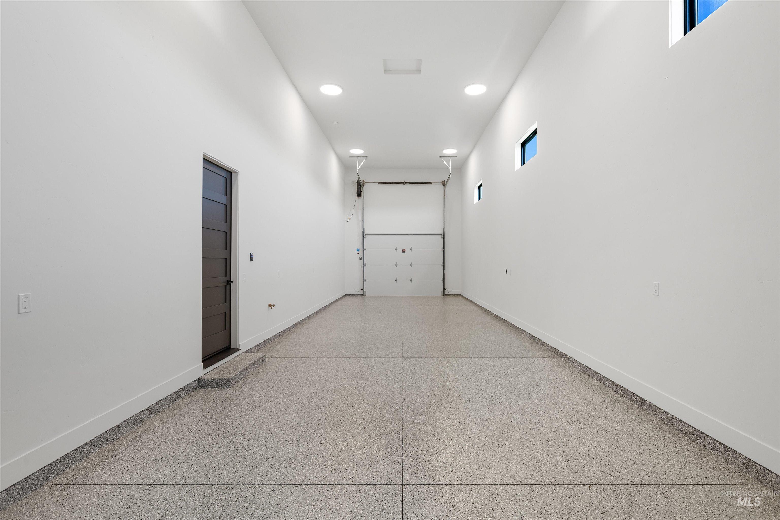 25425 Bur Oak Pl, Caldwell, Idaho 83607, 3 Bedrooms, 2.5 Bathrooms, Residential For Sale, Price $1,299,000,MLS 98980251