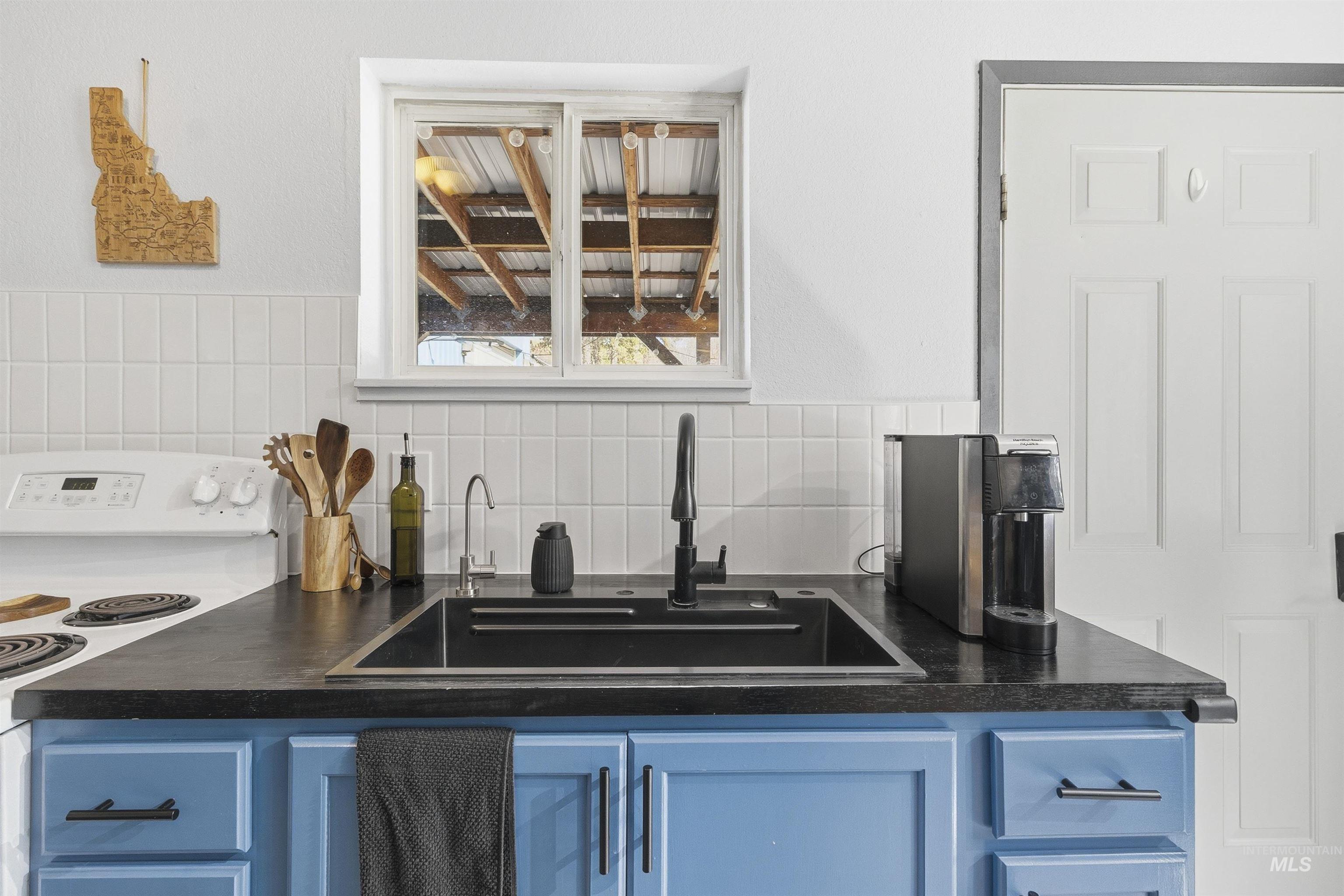 1161 Chaney Rd, Viola, Idaho 83872, 3 Bedrooms, 1 Bathroom, Residential For Sale, Price $375,000, 98980253