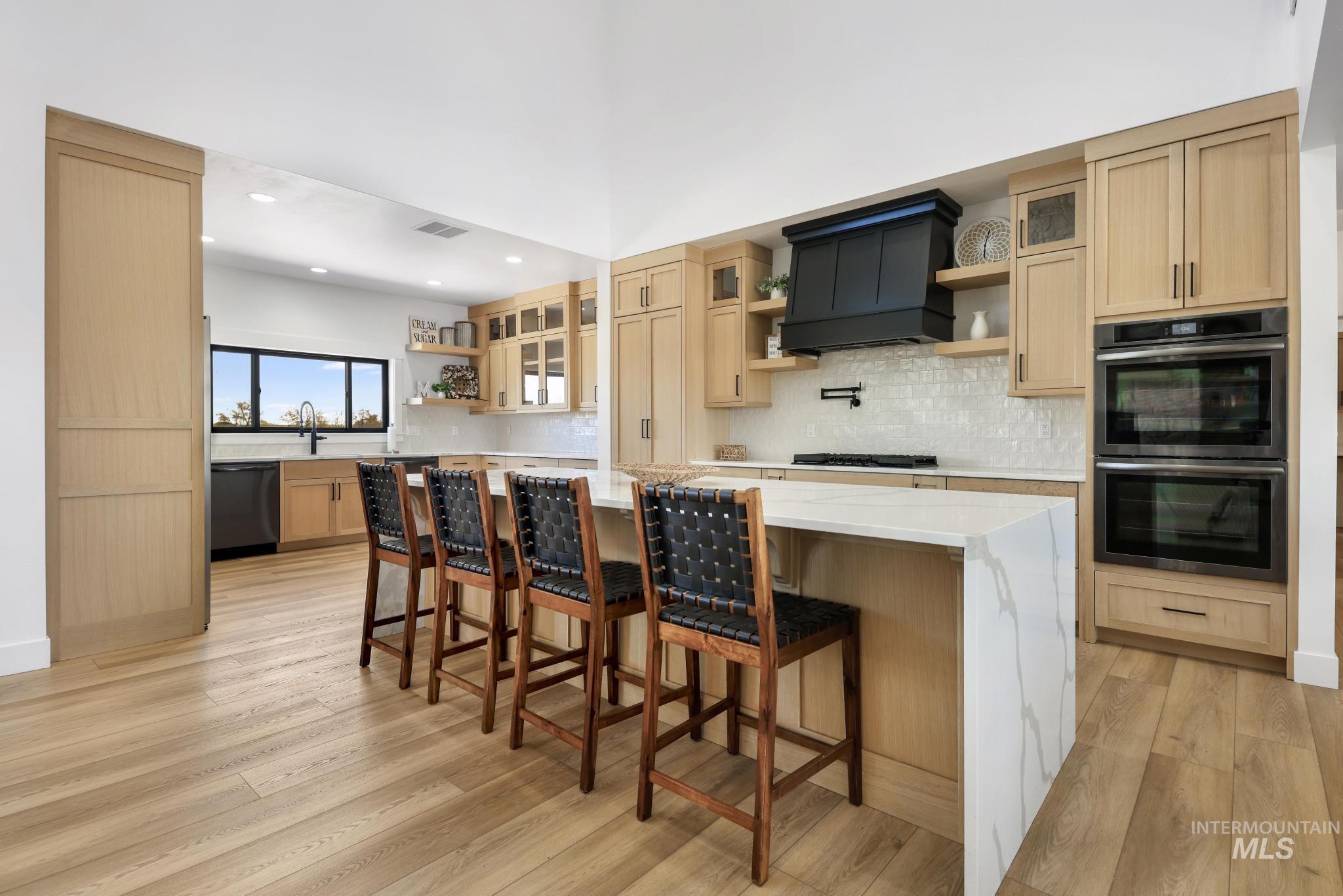 4288 N 2400 E, Filer, Idaho 83328, 6 Bedrooms, 3.5 Bathrooms, Residential For Sale, Price $1,600,000,MLS 98980267