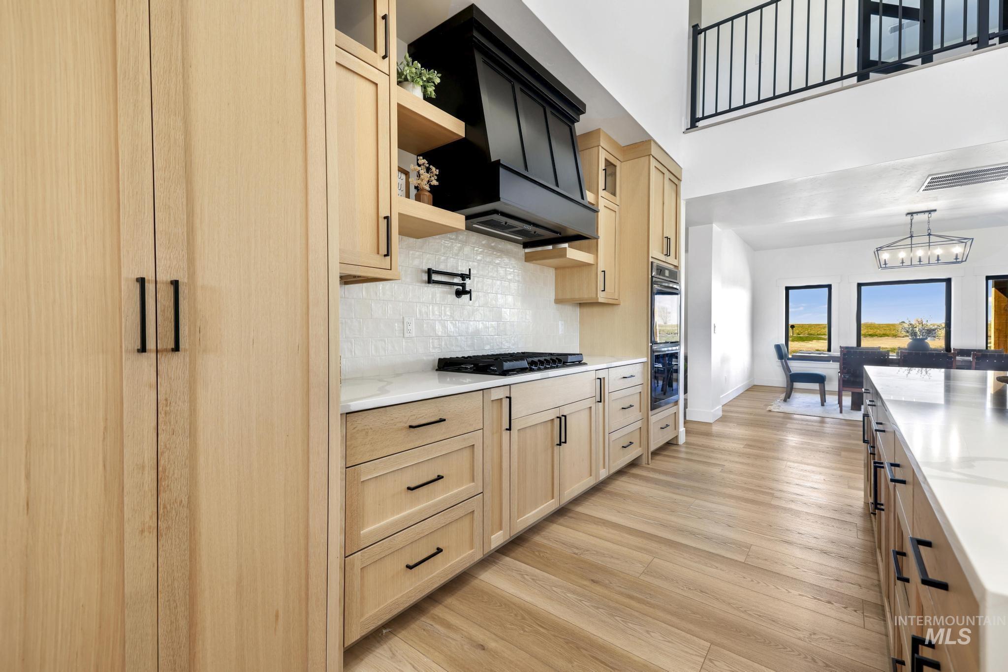 4288 N 2400 E, Filer, Idaho 83328, 6 Bedrooms, 3.5 Bathrooms, Residential For Sale, Price $1,600,000,MLS 98980267