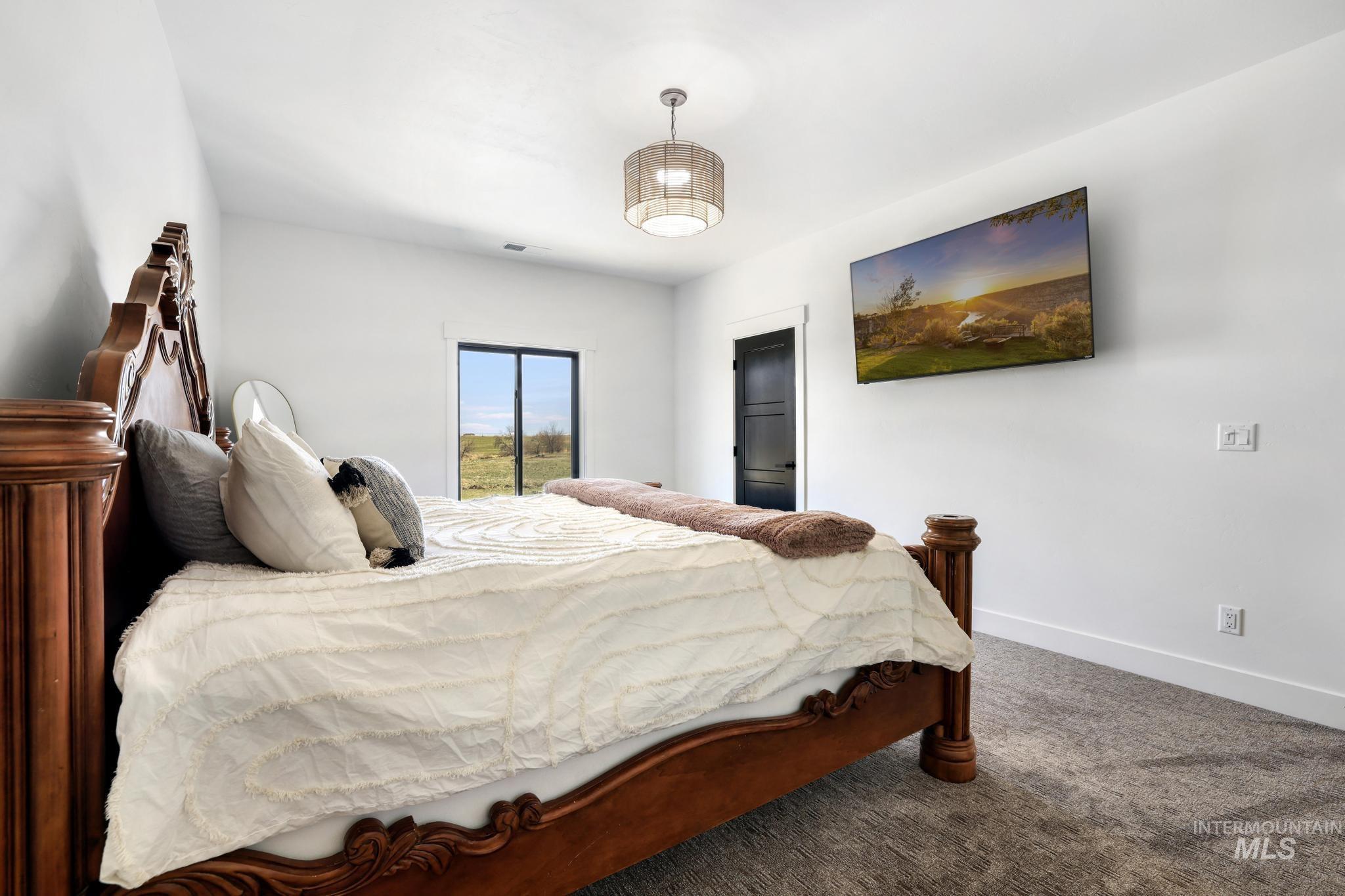 4288 N 2400 E, Filer, Idaho 83328, 6 Bedrooms, 3.5 Bathrooms, Residential For Sale, Price $1,600,000,MLS 98980267