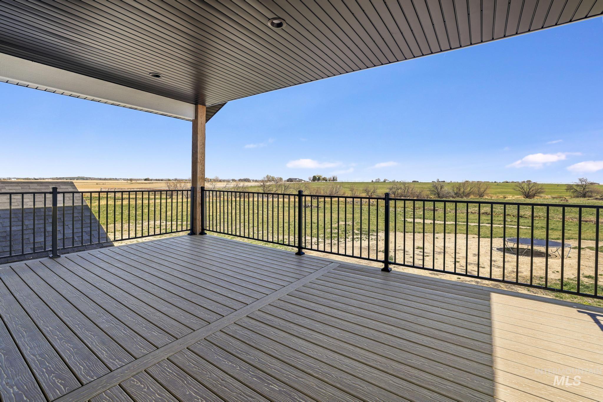 4288 N 2400 E, Filer, Idaho 83328, 6 Bedrooms, 3.5 Bathrooms, Residential For Sale, Price $1,600,000,MLS 98980267