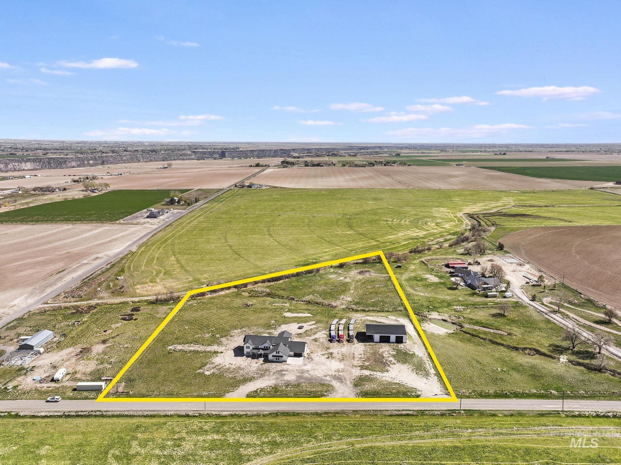 4288 N 2400 E, Filer, Idaho 83328, 6 Bedrooms, 3.5 Bathrooms, Residential For Sale, Price $1,600,000,MLS 98980267