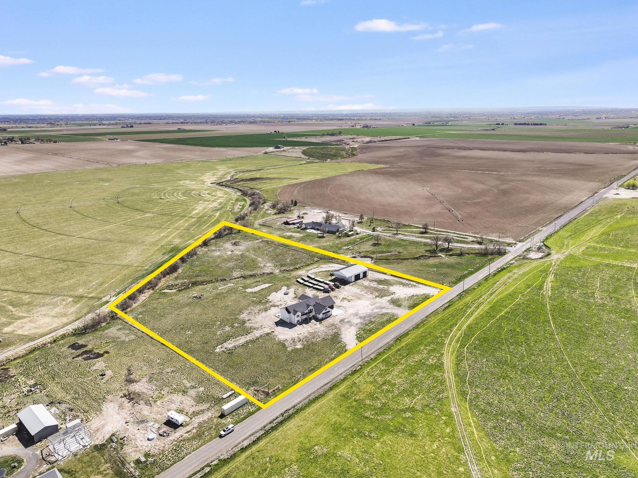 4288 N 2400 E, Filer, Idaho 83328, 6 Bedrooms, 3.5 Bathrooms, Residential For Sale, Price $1,600,000,MLS 98980267