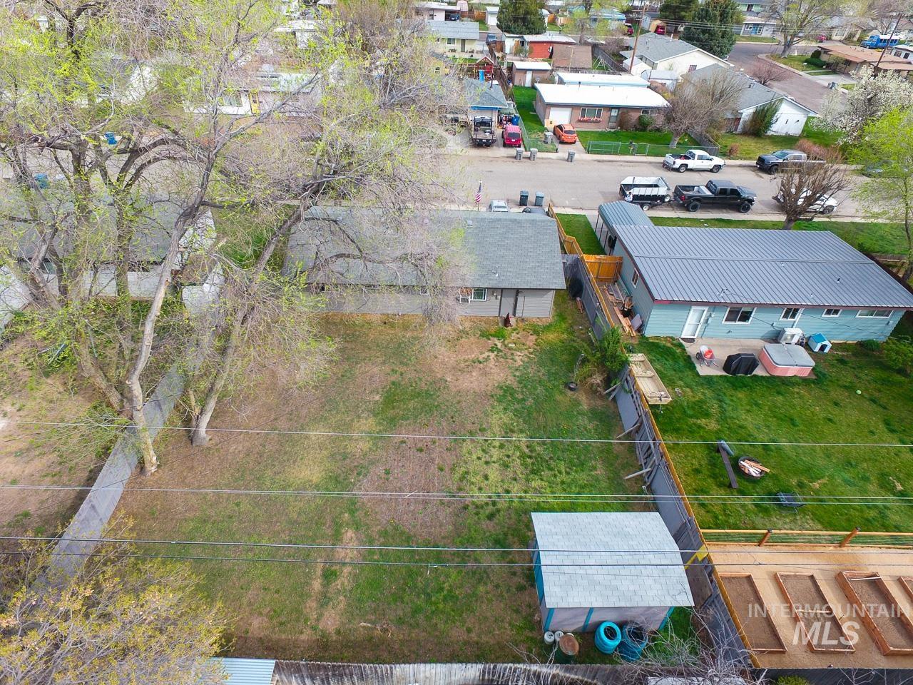 1045 E 16th N, Mountain Home, Idaho 83647, 3 Bedrooms, 1 Bathroom, Residential For Sale, Price $260,000, 98980271