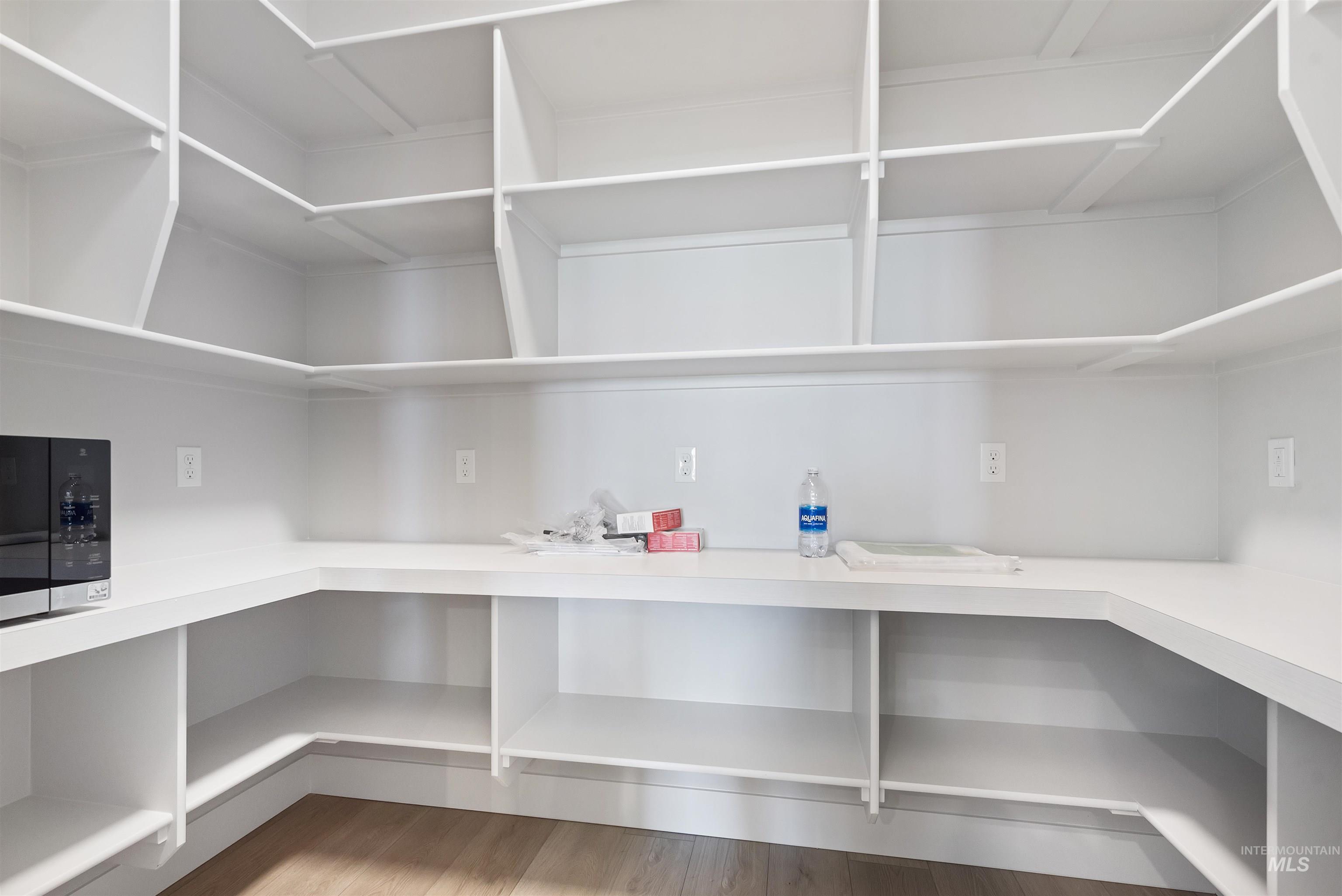 9283 Basin Kid, Middleton, Idaho 83644, 4 Bedrooms, 3.5 Bathrooms, Residential For Sale, Price $1,245,000,MLS 98980273