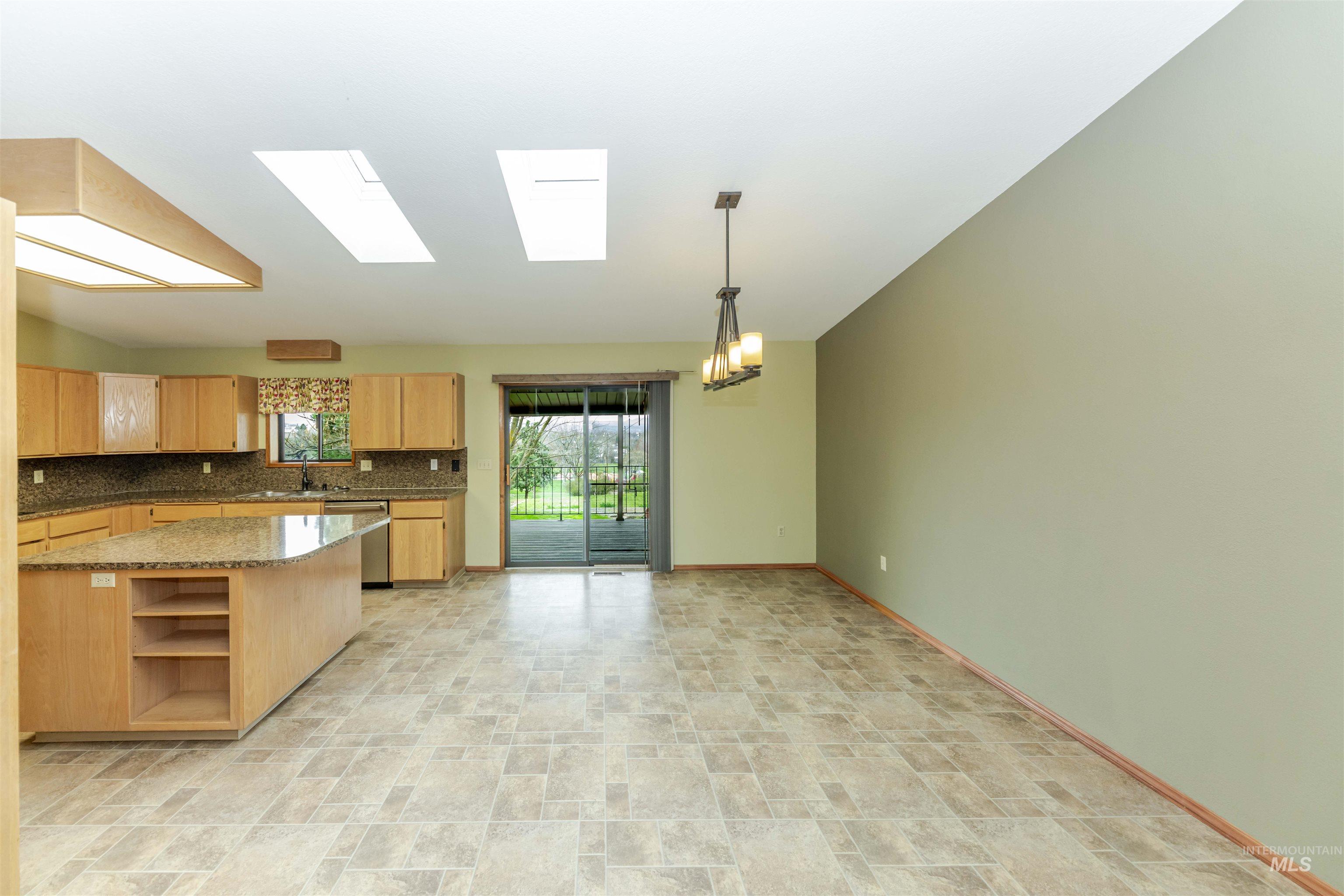 1316 29th St, Lewiston, Idaho 83501, 4 Bedrooms, 3 Bathrooms, Residential For Sale, Price $497,000, 98980275
