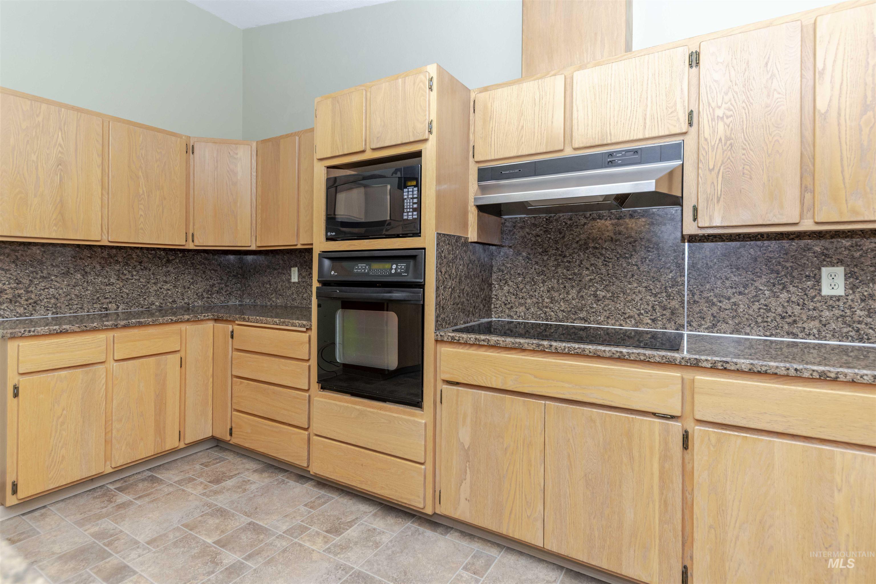 1316 29th St, Lewiston, Idaho 83501, 4 Bedrooms, 3 Bathrooms, Residential For Sale, Price $497,000, 98980275