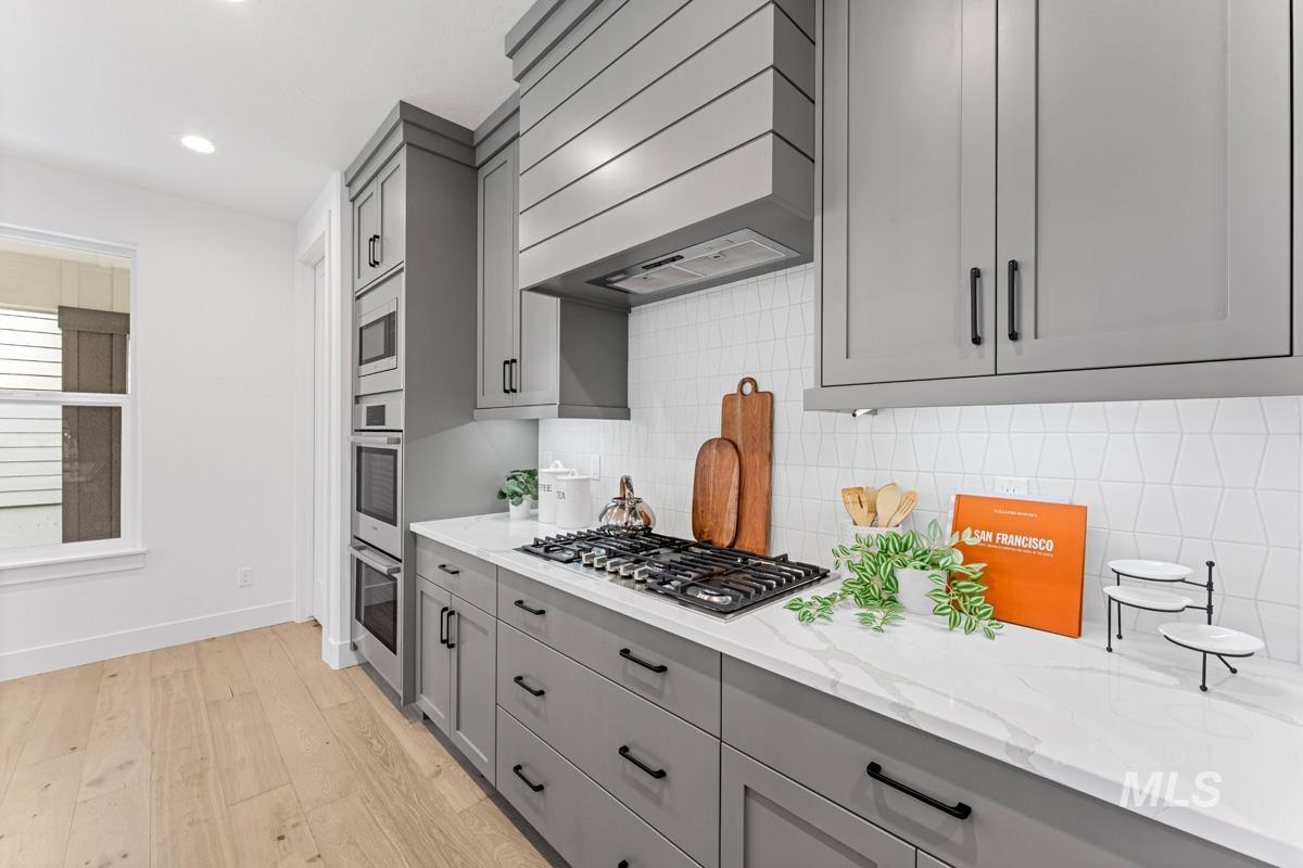 13360 N Spring Creek Way, Boise, Idaho 83714, 3 Bedrooms, 2.5 Bathrooms, Residential For Sale, Price $863,930,MLS 98980279