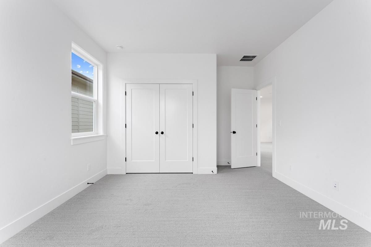 13360 N Spring Creek Way, Boise, Idaho 83714, 3 Bedrooms, 2.5 Bathrooms, Residential For Sale, Price $863,930,MLS 98980279