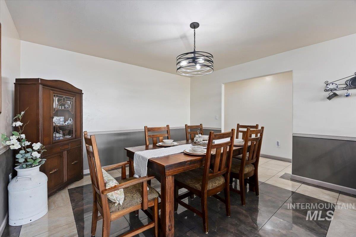 125 E 50 N, Jerome, Idaho 83338, 7 Bedrooms, 5 Bathrooms, Residential For Sale, Price $1,295,000,MLS 98980281