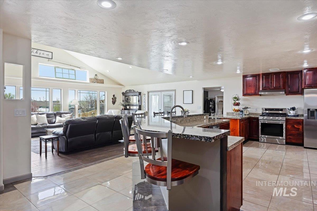 125 E 50 N, Jerome, Idaho 83338, 7 Bedrooms, 5 Bathrooms, Residential For Sale, Price $1,295,000,MLS 98980281