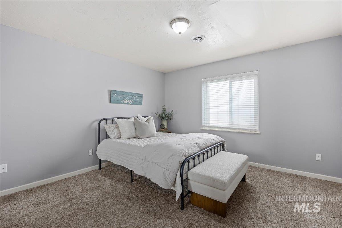 125 E 50 N, Jerome, Idaho 83338, 7 Bedrooms, 5 Bathrooms, Residential For Sale, Price $1,225,000, 98980281
