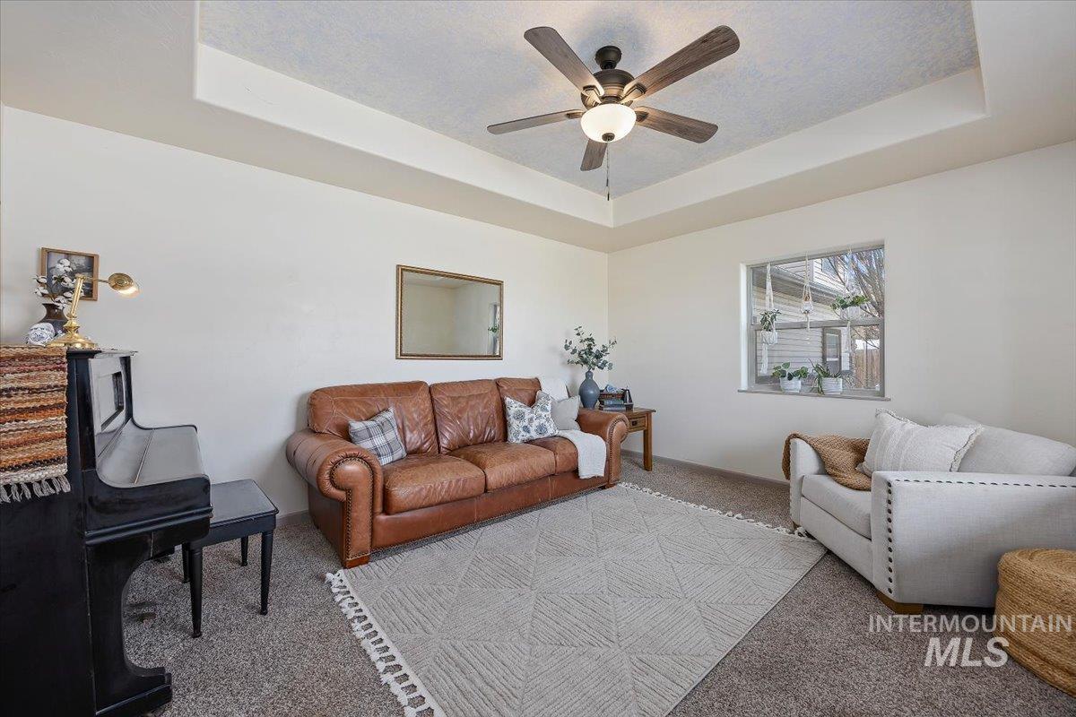 125 E 50 N, Jerome, Idaho 83338, 7 Bedrooms, 5 Bathrooms, Residential For Sale, Price $1,295,000,MLS 98980281