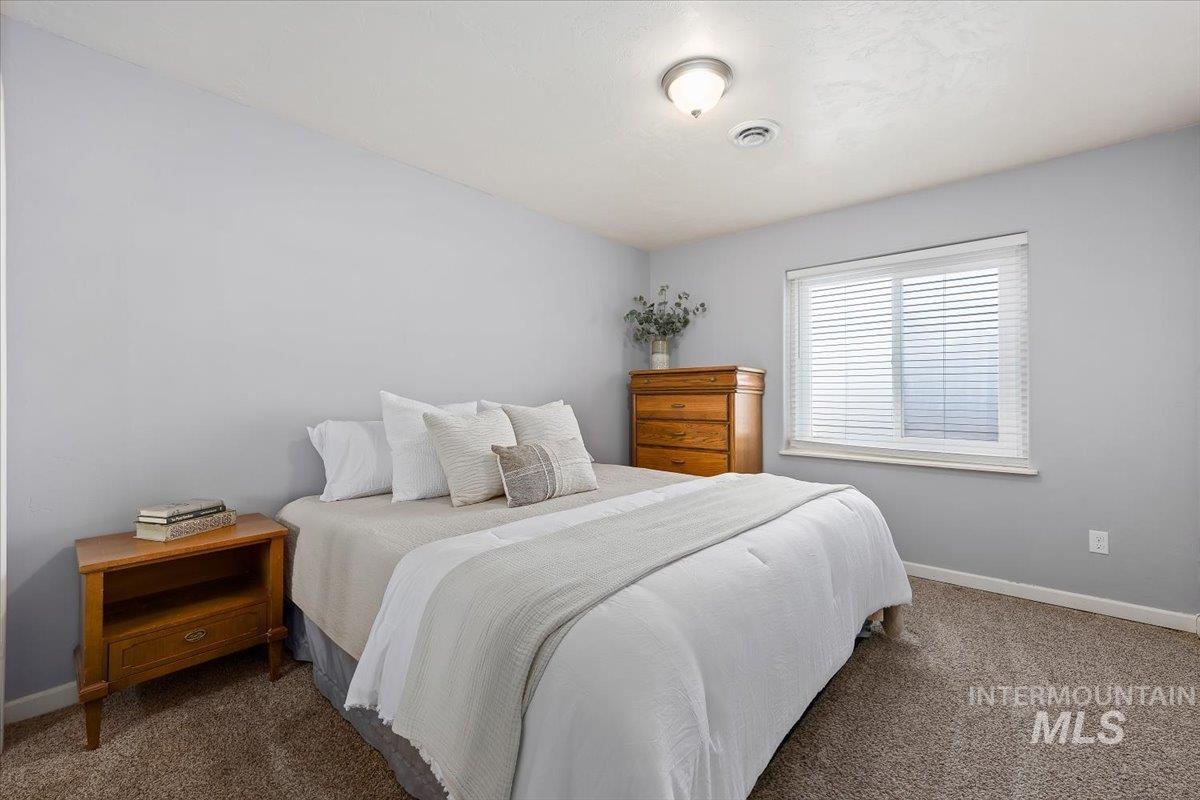 125 E 50 N, Jerome, Idaho 83338, 7 Bedrooms, 5 Bathrooms, Residential For Sale, Price $1,225,000, 98980281