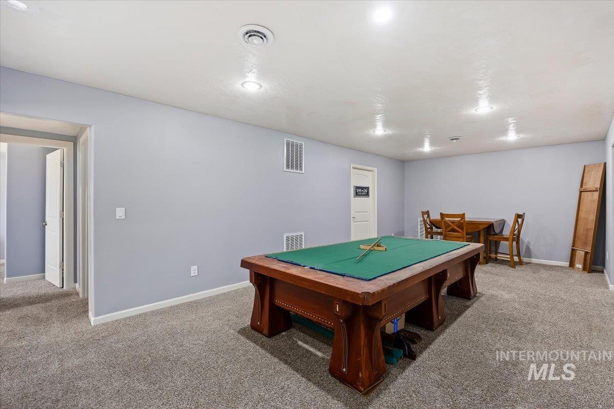 125 E 50 N, Jerome, Idaho 83338, 7 Bedrooms, 5 Bathrooms, Residential For Sale, Price $1,225,000, 98980281