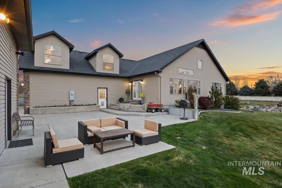 125 E 50 N, Jerome, Idaho 83338, 7 Bedrooms, 5 Bathrooms, Residential For Sale, Price $1,225,000, 98980281