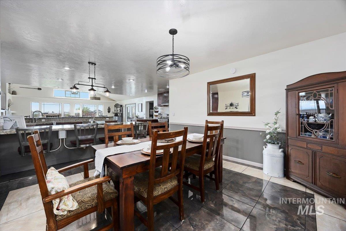 125 E 50 N, Jerome, Idaho 83338, 7 Bedrooms, 5 Bathrooms, Residential For Sale, Price $1,295,000,MLS 98980281