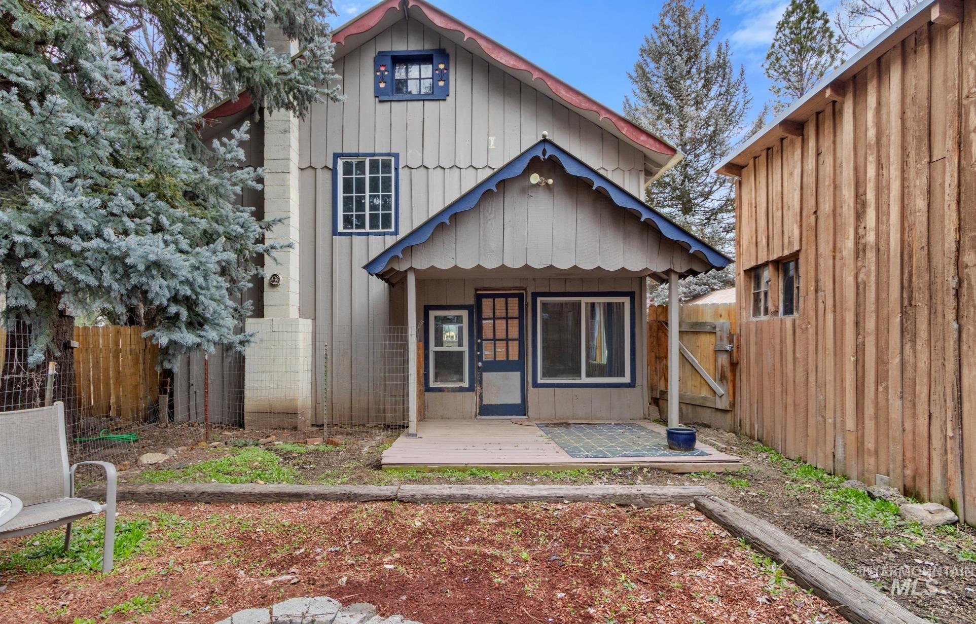 201 W Commercial, Idaho City, Idaho 83631, 4 Bedrooms, 1.5 Bathrooms, Residential For Sale, Price $299,000, 98980282