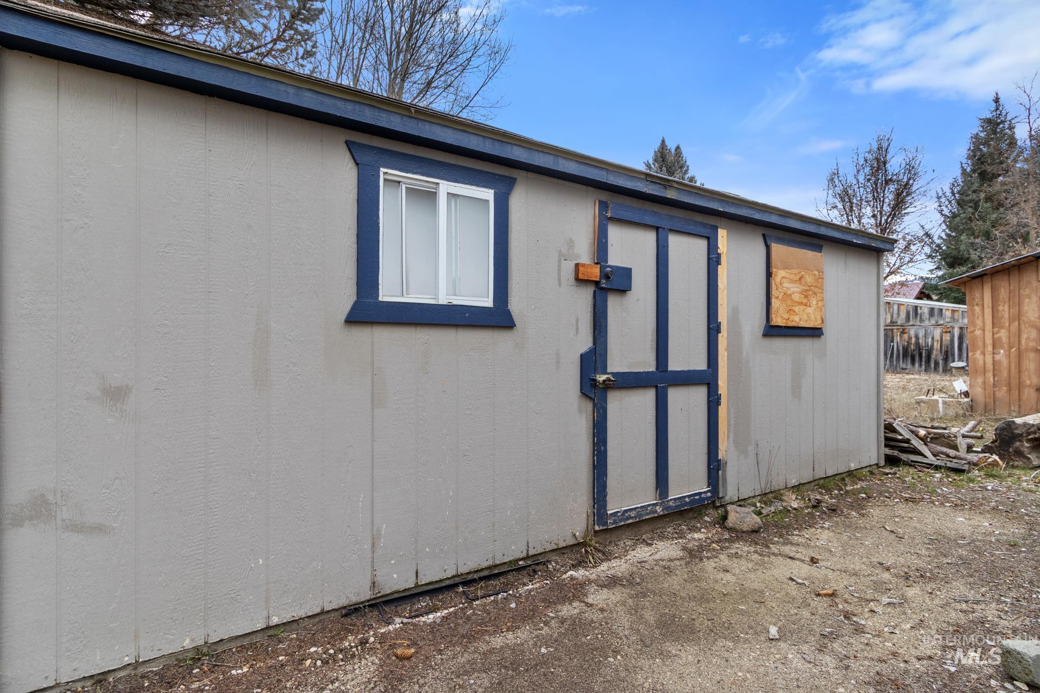 201 W Commercial, Idaho City, Idaho 83631, 4 Bedrooms, 1.5 Bathrooms, Residential For Sale, Price $299,000, 98980282