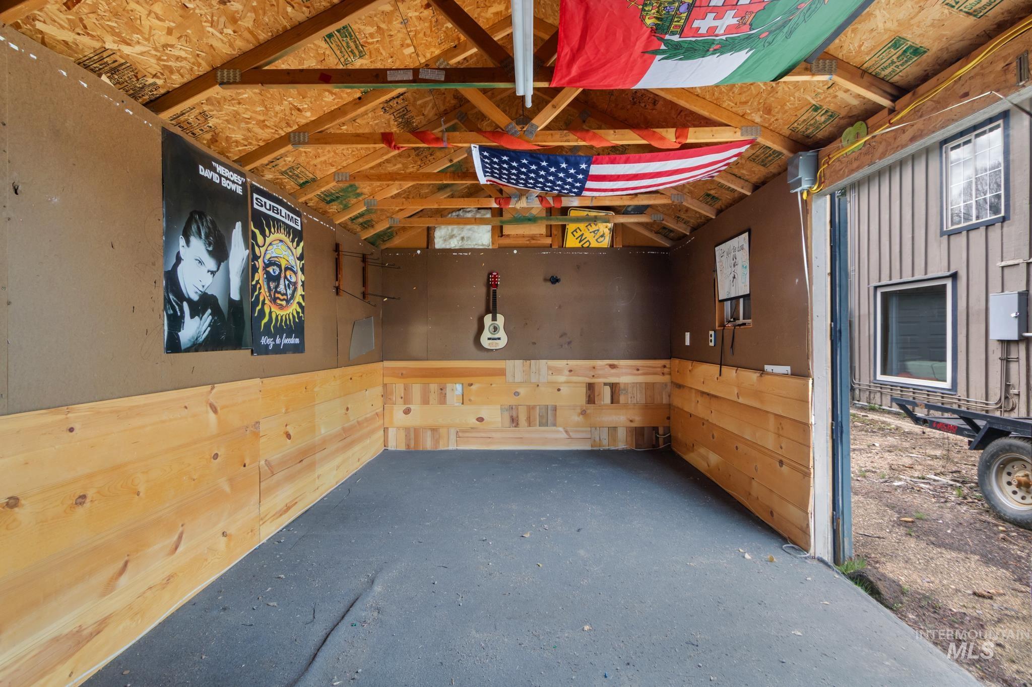 201 W Commercial, Idaho City, Idaho 83631, 4 Bedrooms, 1.5 Bathrooms, Residential For Sale, Price $299,000, 98980282