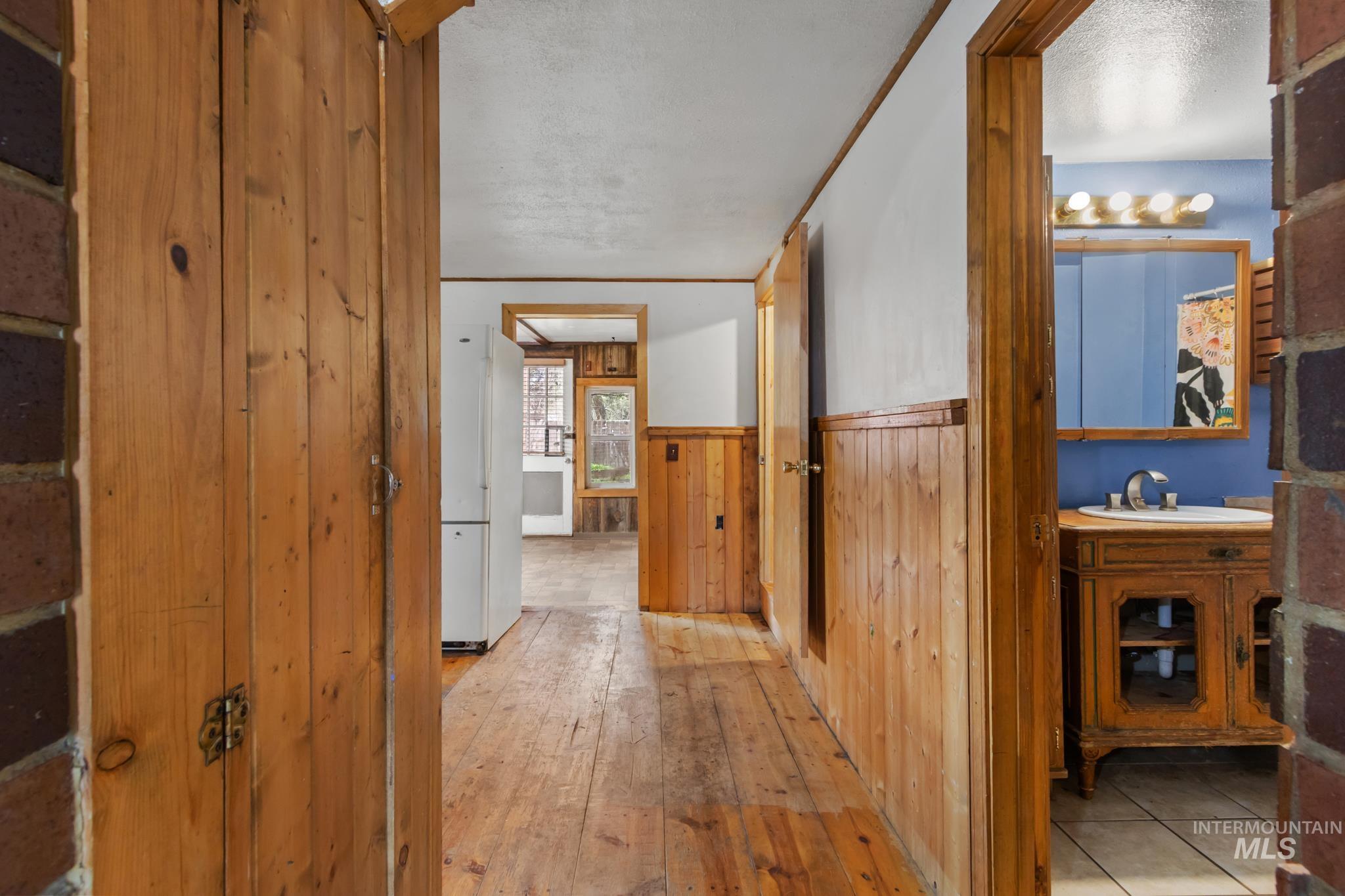 201 W Commercial, Idaho City, Idaho 83631, 4 Bedrooms, 1.5 Bathrooms, Residential For Sale, Price $299,000, 98980282