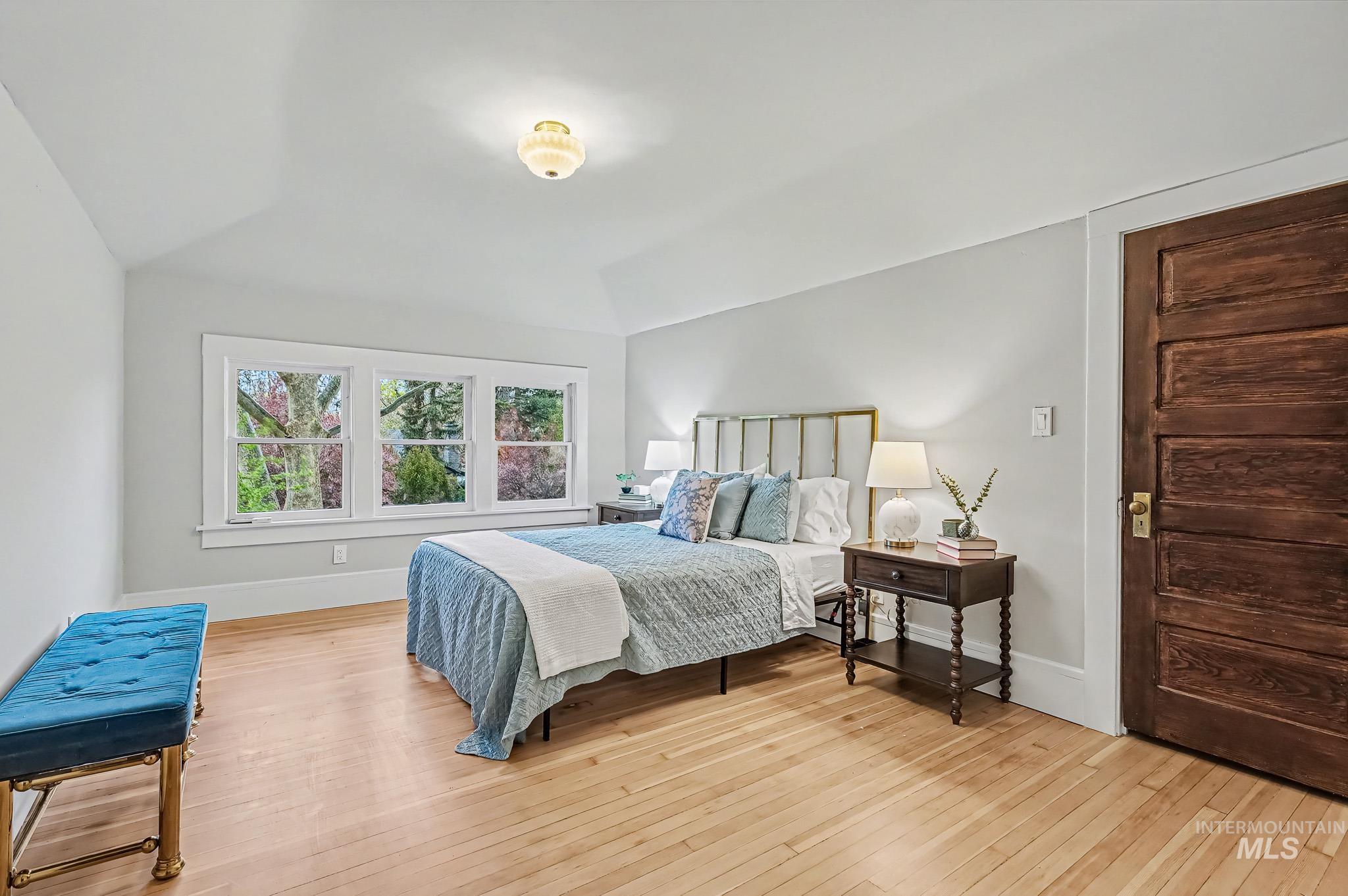 1004 N 17th, Boise, Idaho 83702, 5 Bedrooms, 2.5 Bathrooms, Residential For Sale, Price $1,500,000,MLS 98980286