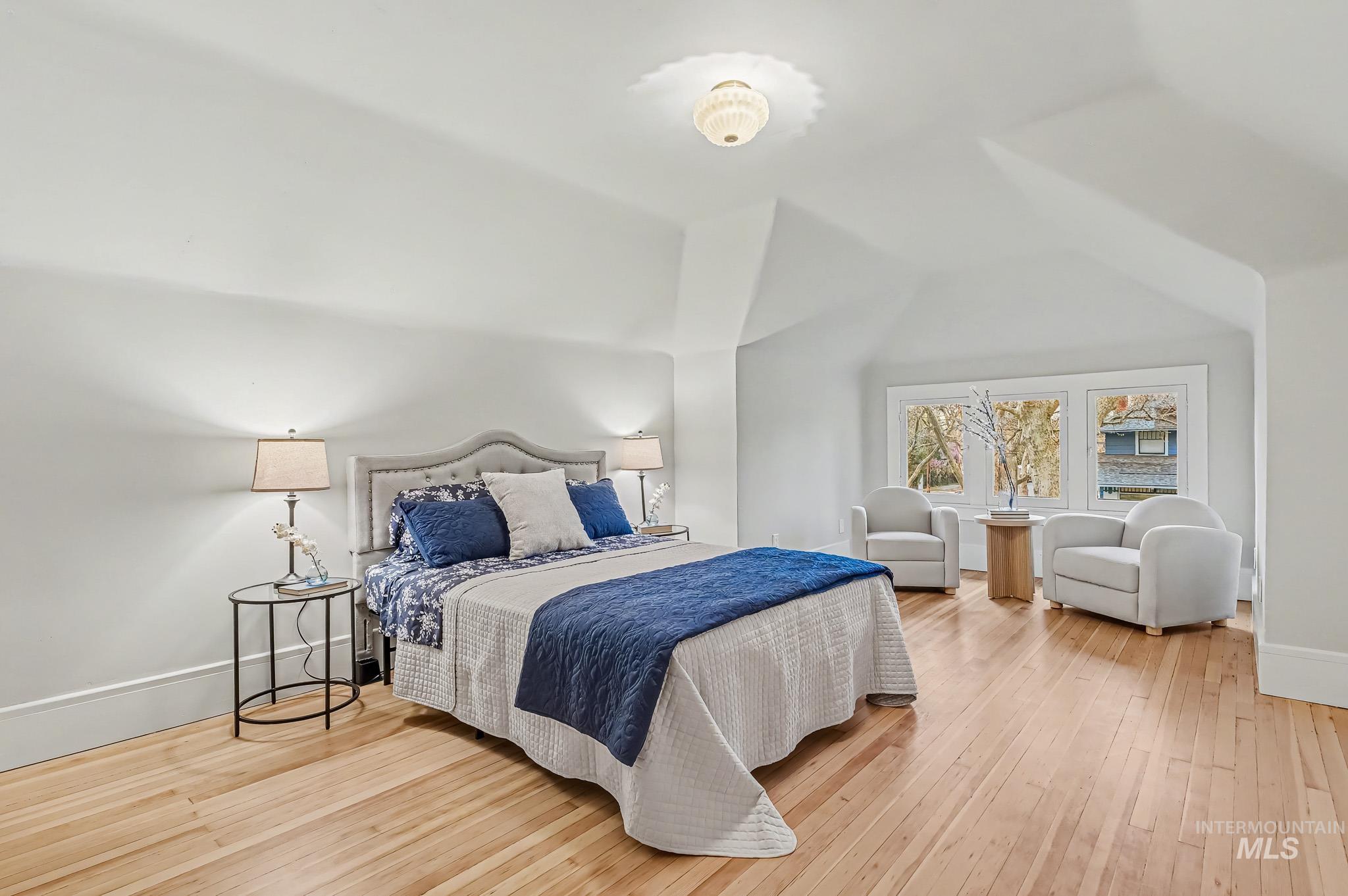 1004 N 17th, Boise, Idaho 83702, 5 Bedrooms, 2.5 Bathrooms, Residential For Sale, Price $1,500,000,MLS 98980286