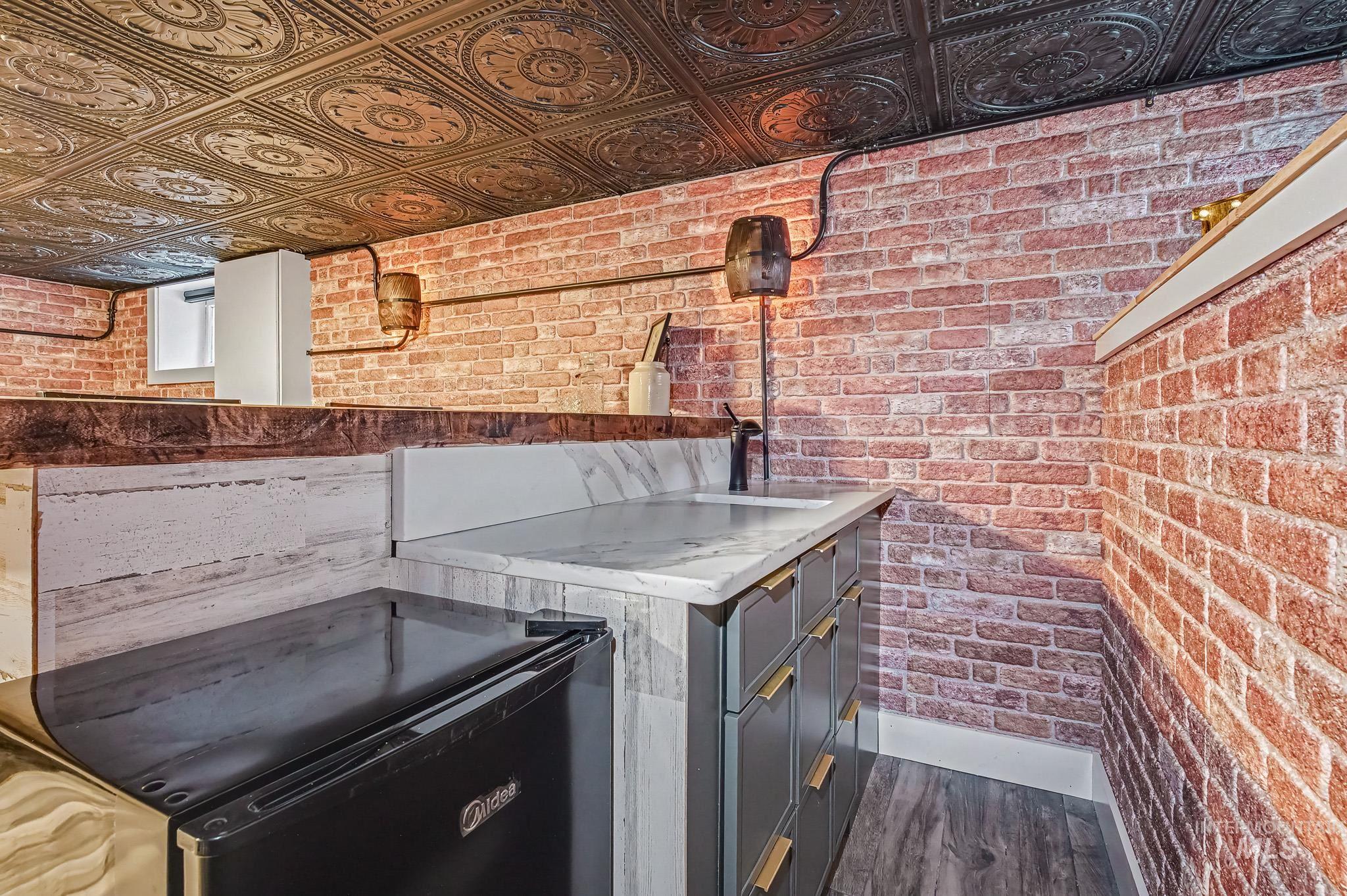 1004 N 17th, Boise, Idaho 83702, 5 Bedrooms, 2.5 Bathrooms, Residential For Sale, Price $1,500,000,MLS 98980286